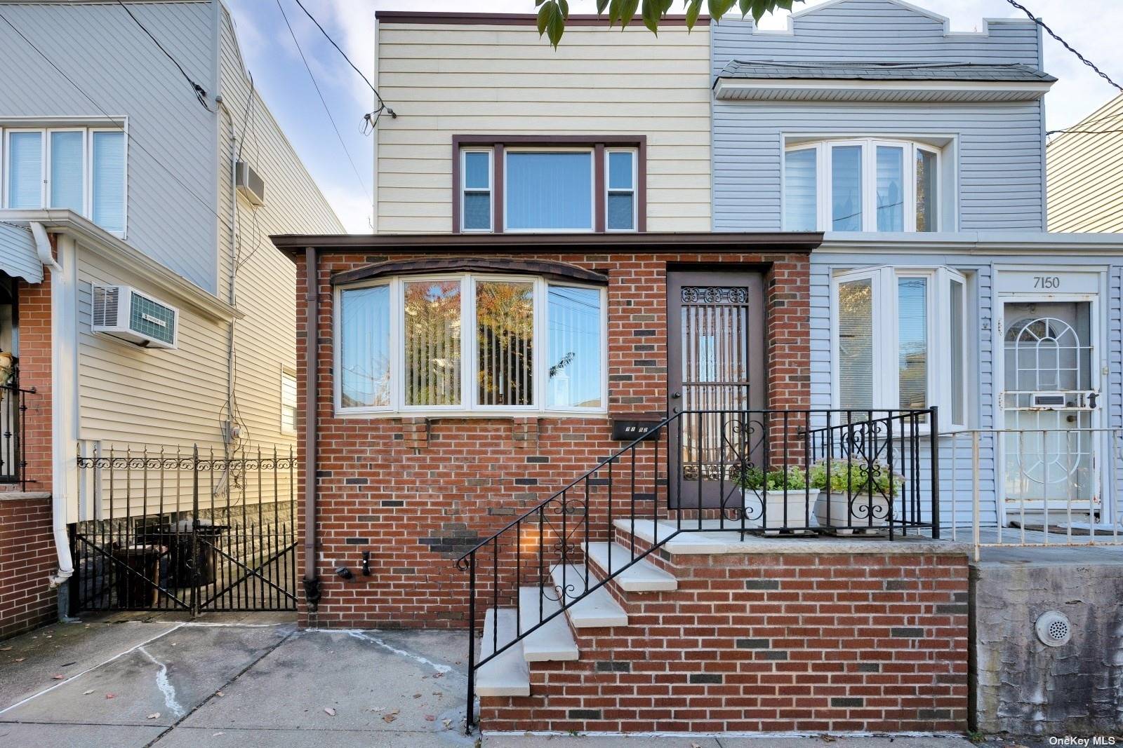 #1 photo, 71-52 72nd Place, 皇后区 Glendale , NY 11385