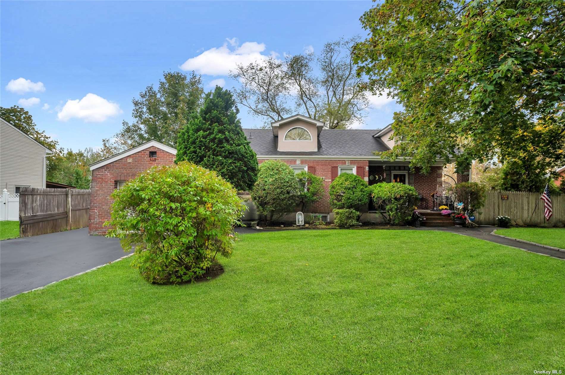 #1 photo, 304 Marlin Street, Dix Hills , NY 11746