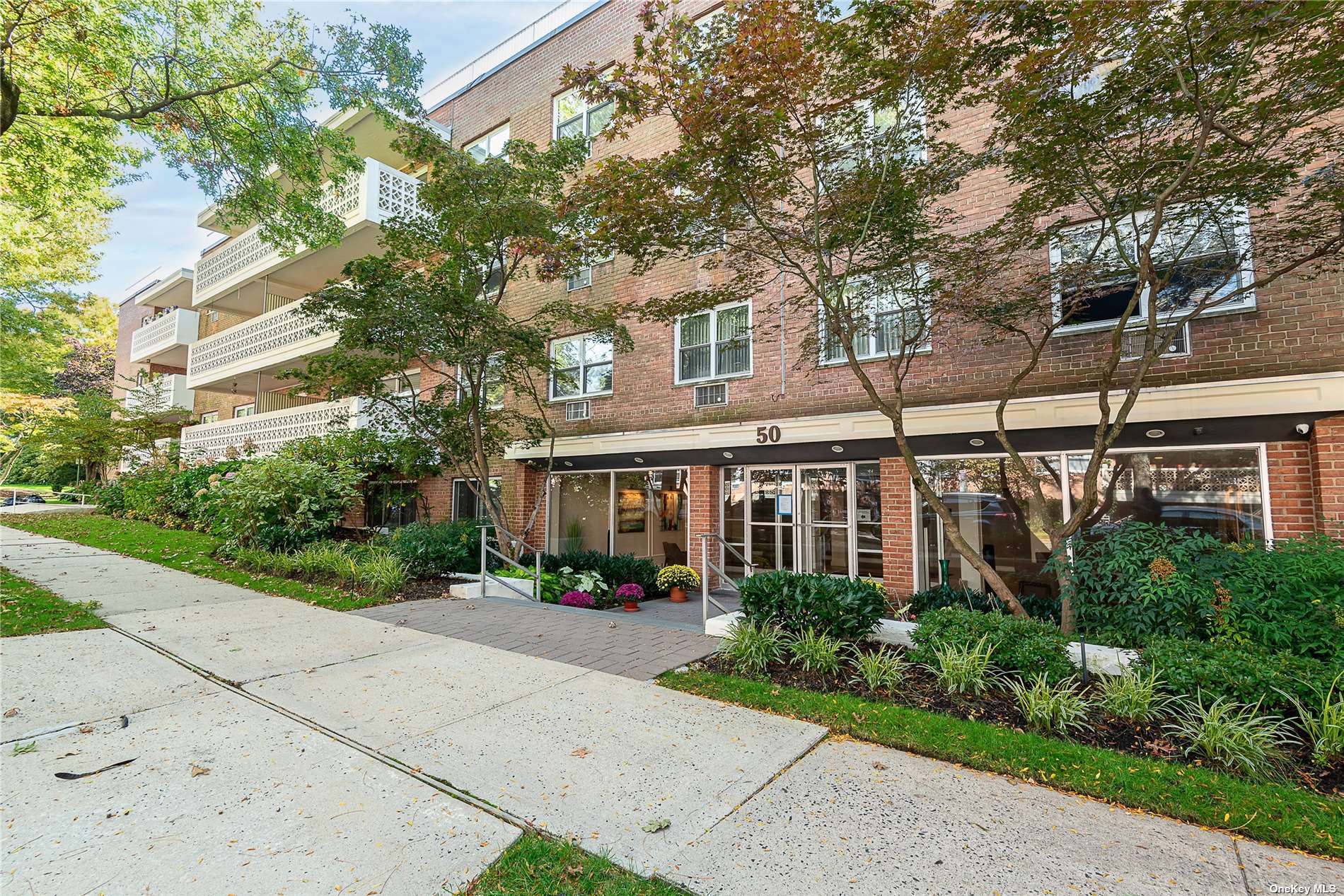 #1 photo, 50 Hillpark Avenue, 长岛 大颈 Great Neck , NY 11021