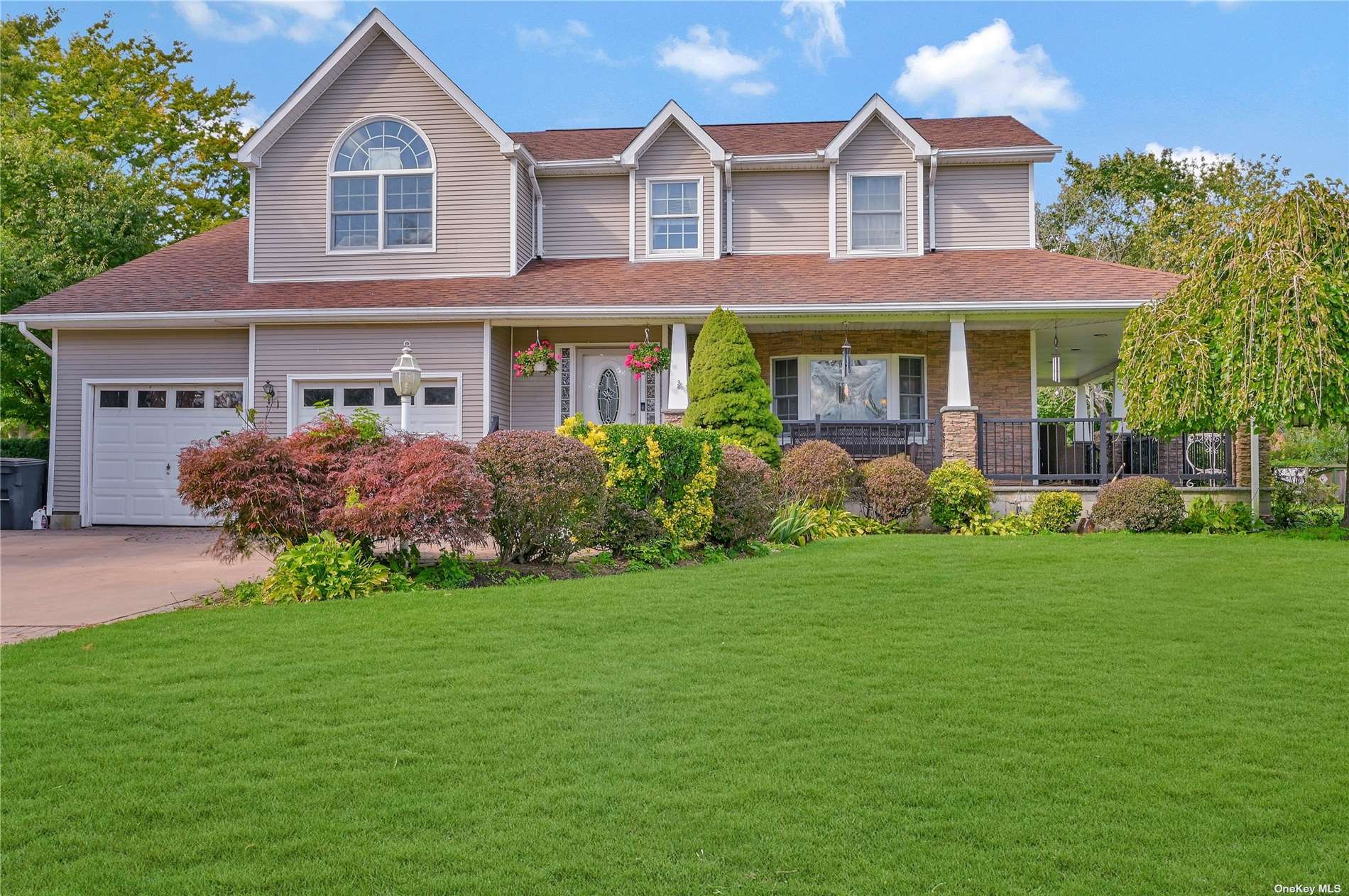 #1 photo, 30 Baywood Court, Baiting Hollow , NY 11933