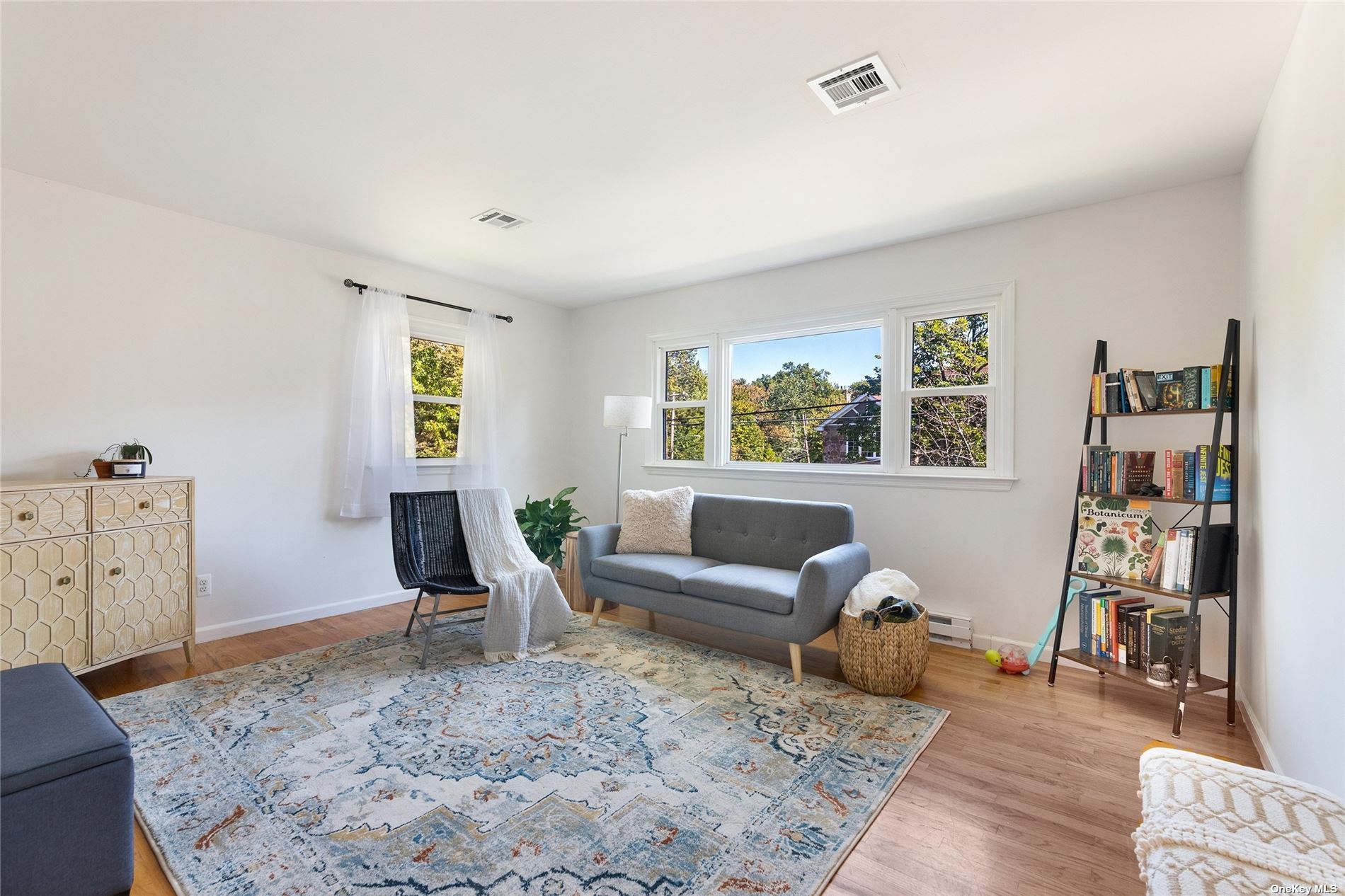 #1 photo, 4 University Place, 史丹顿岛 Staten Island , NY 10301