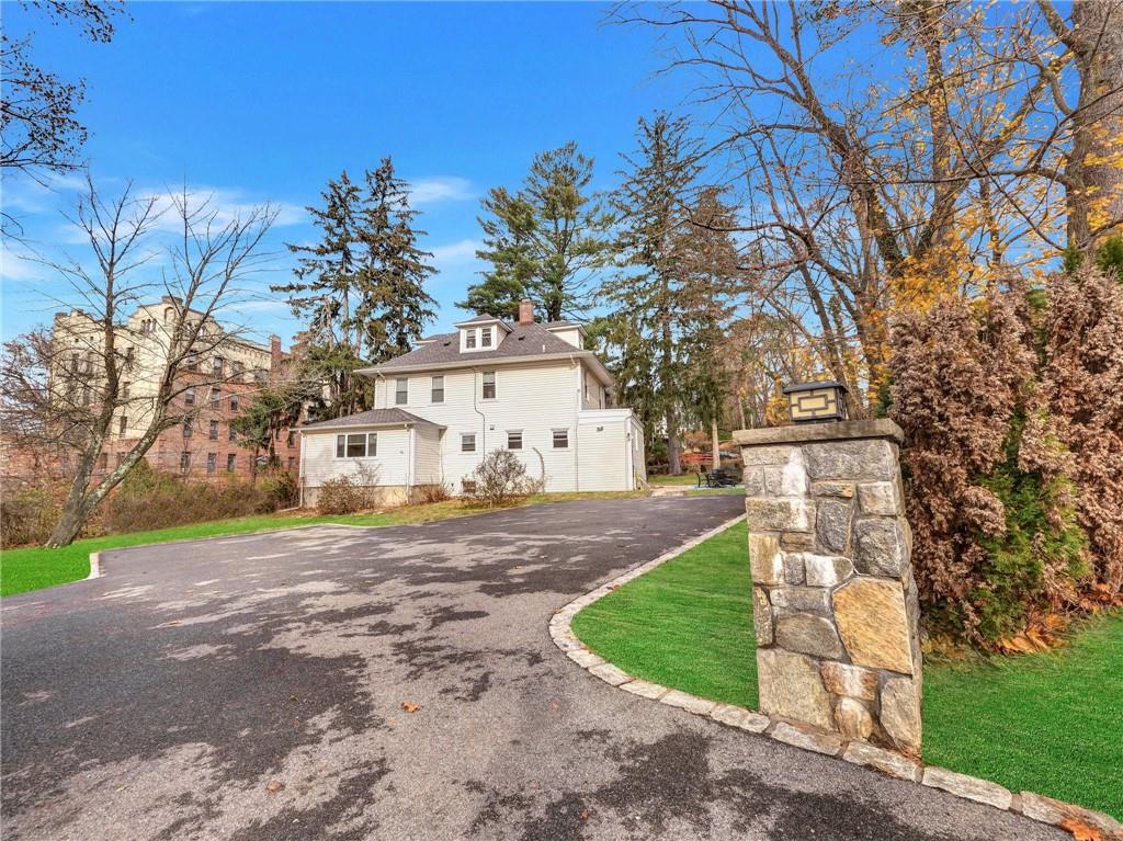 #4 photo, 10 Columbia Avenue, 纽约州 Hartsdale , NY 10530