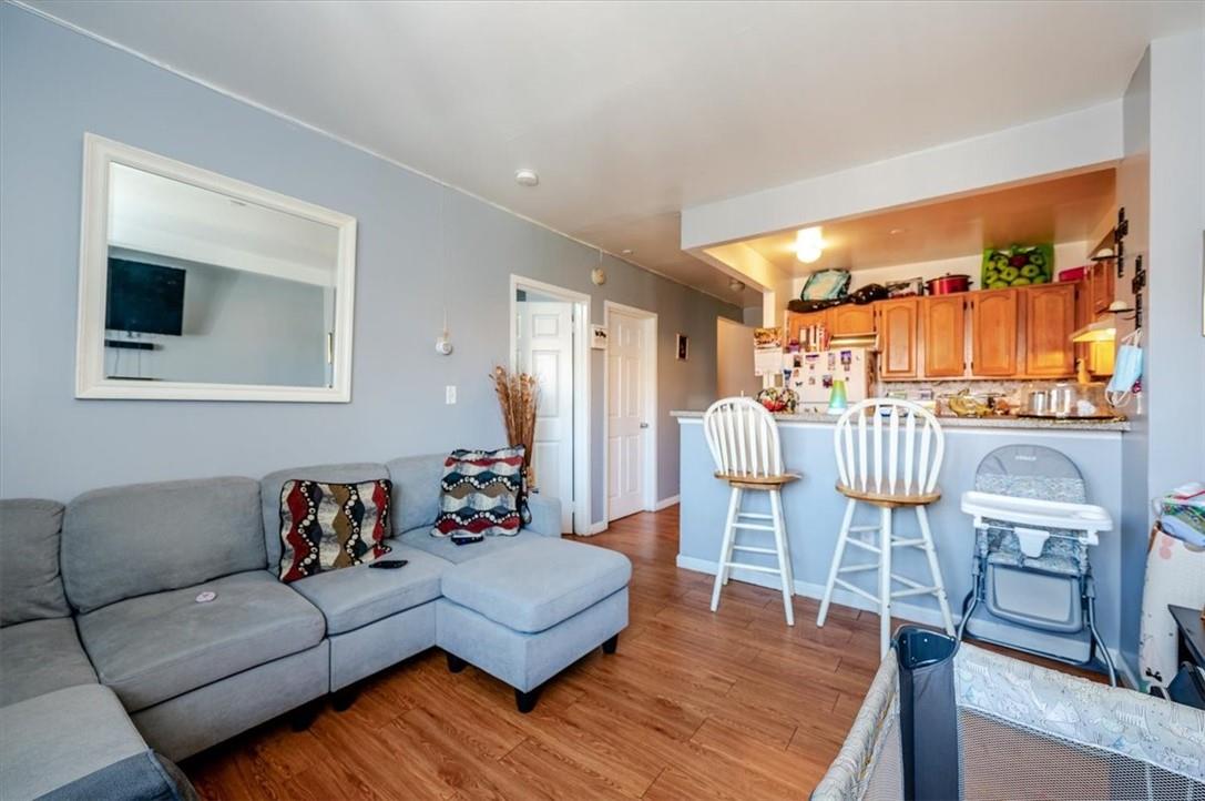 #13 photo, 939 Croes Avenue, ブロンクス区 Bronx , NY 10473