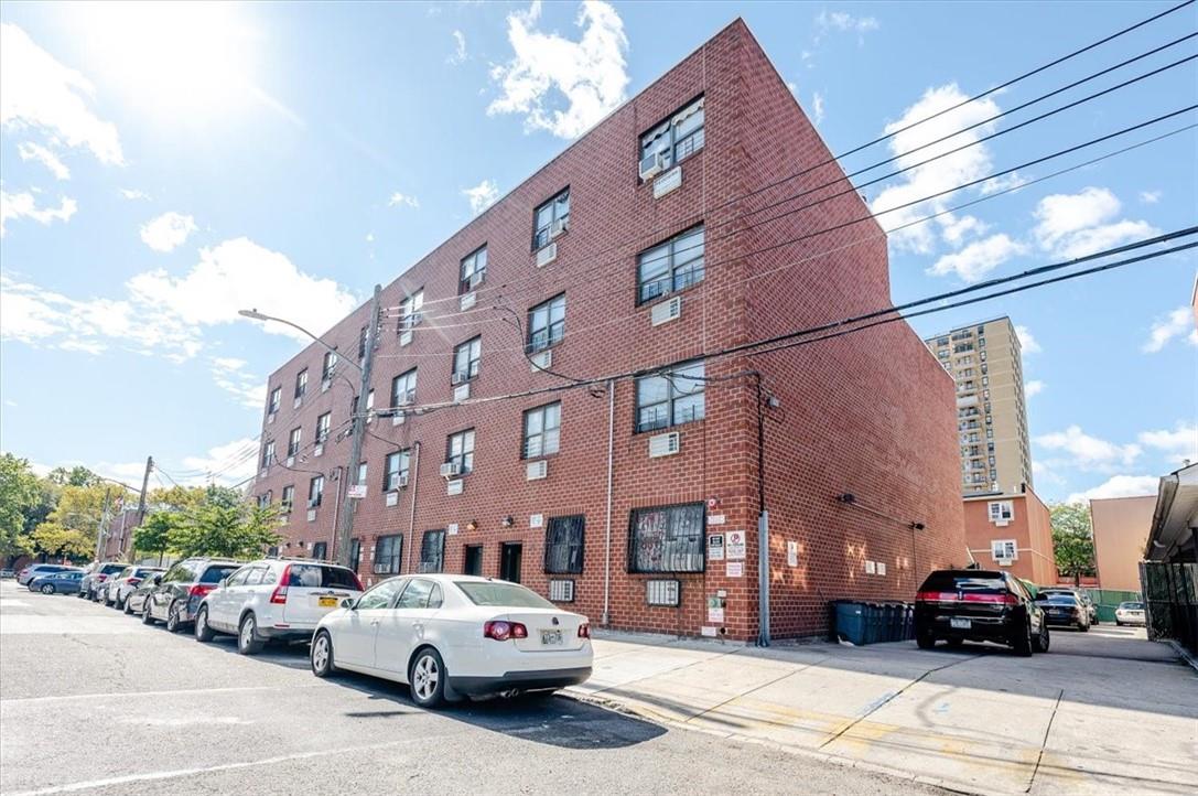 #2 photo, 943 Croes Avenue, ブロンクス区 Bronx , NY 10473