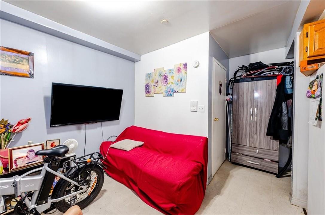 #5 photo, 943 Croes Avenue, ブロンクス区 Bronx , NY 10473