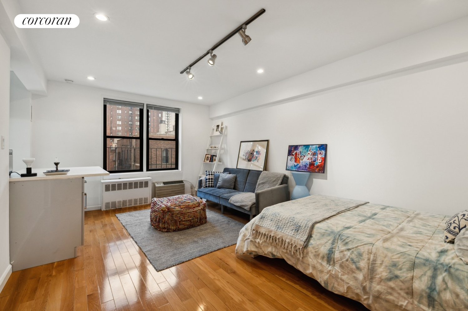 #1 photo, 342 East 53rd Street, 曼哈顿 中城东区 Turtle Bay , NY 10022