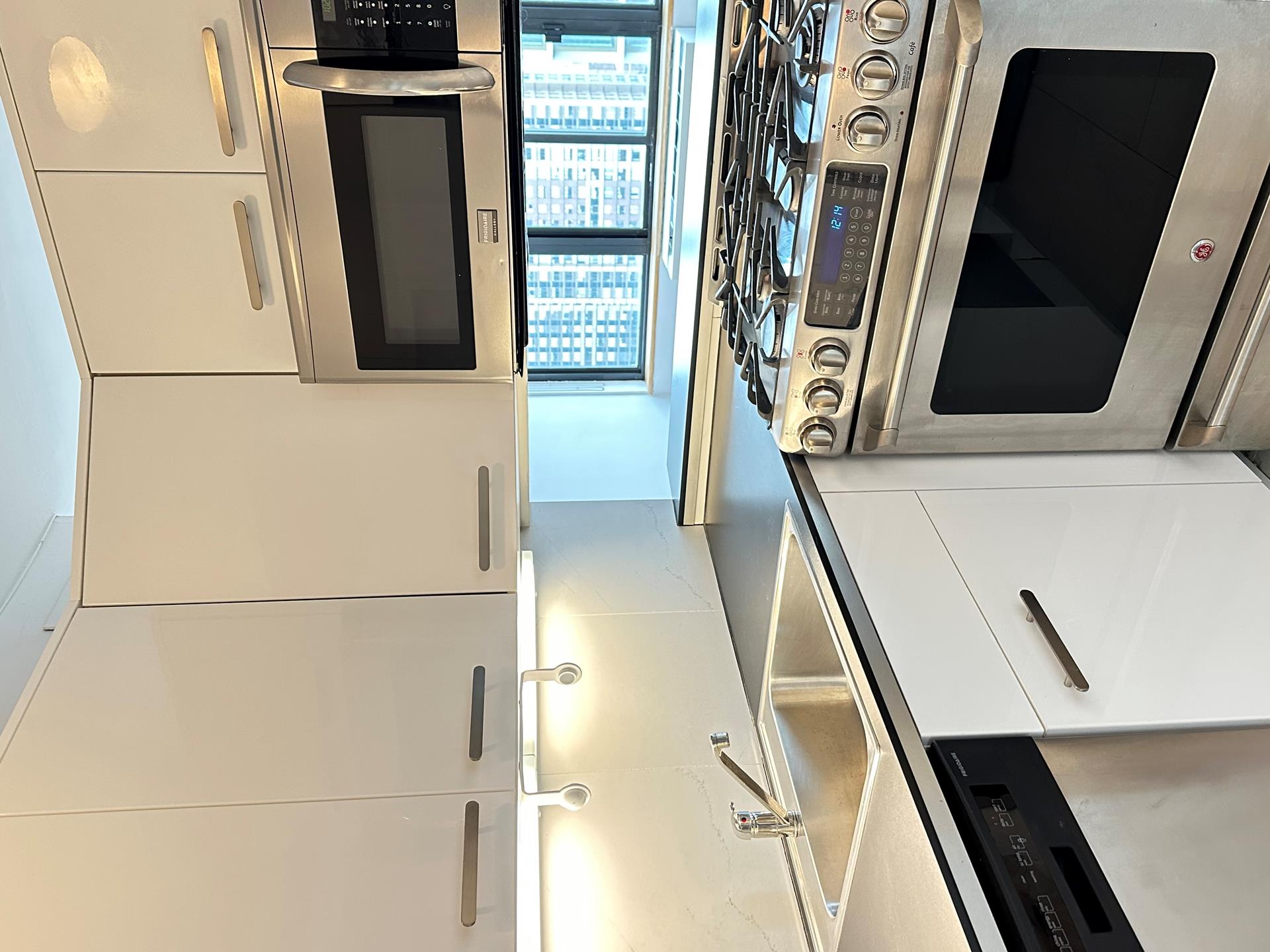 #1 photo, 300 E 93RD Street, 曼哈顿 上东城 Yorkville , NY 10128