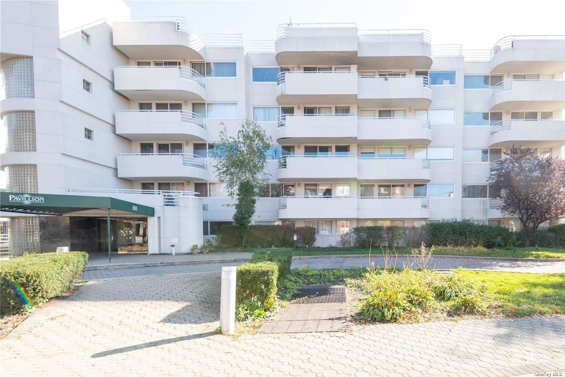 #1 photo, 88 Cuttermill Road, 长岛 大颈 Great Neck , NY 11021