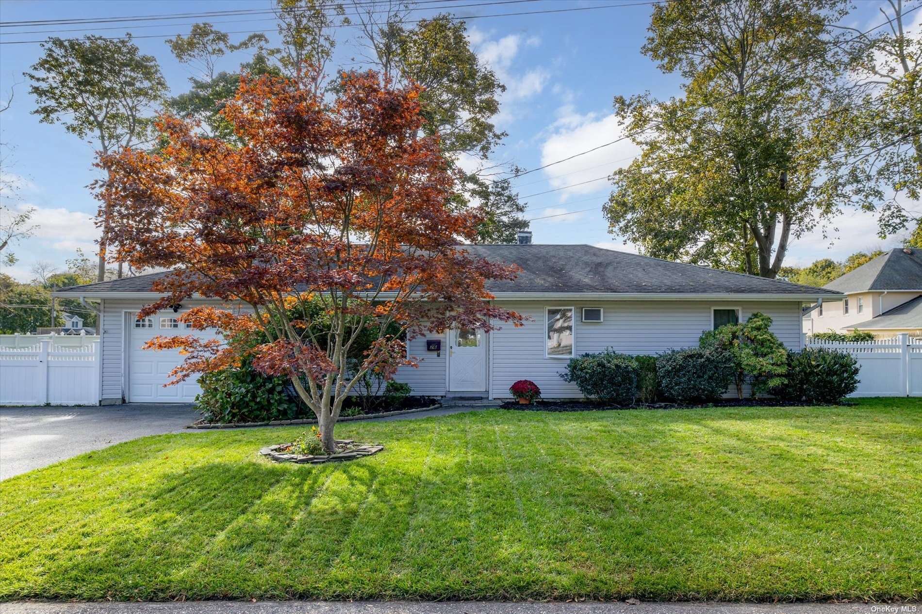 #1 photo, 26 Schroeder Lane, Patchogue , NY 11772