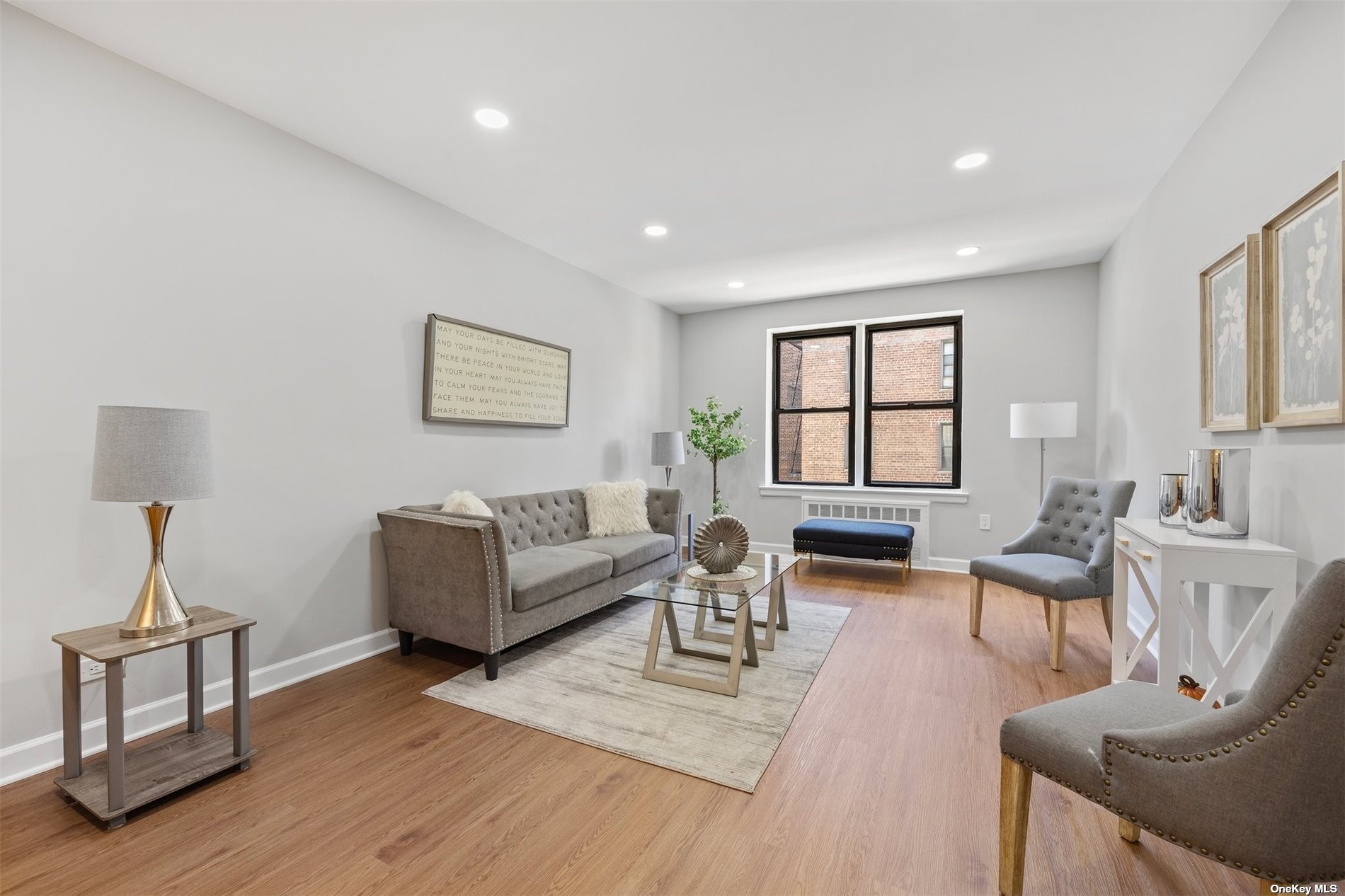 #1 photo, 37-20 87th Street, 皇后区 杰克逊高地 Jackson Heights , NY 11372