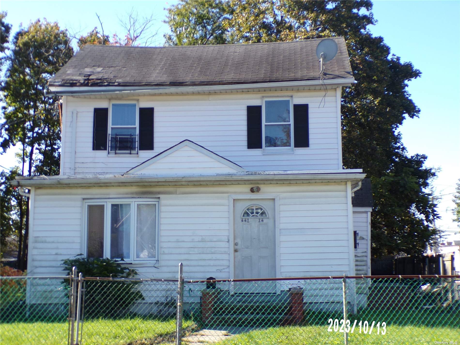 #1 photo, 220-02 133rd Avenue, 皇后区 Springfield Gardens , NY 11413