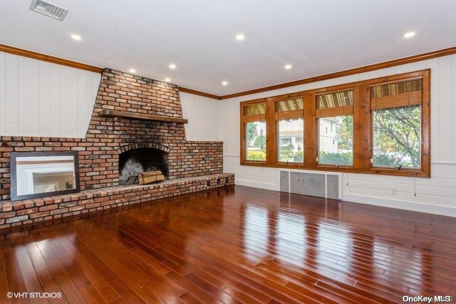 #1 photo, 37 Trinity Place, 长岛 Hewlett , NY 11557