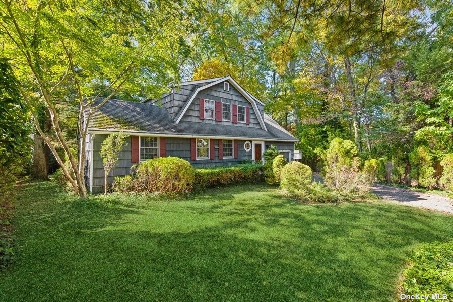 #1 photo, 158 Chestnut Circle, Northport , NY 11768
