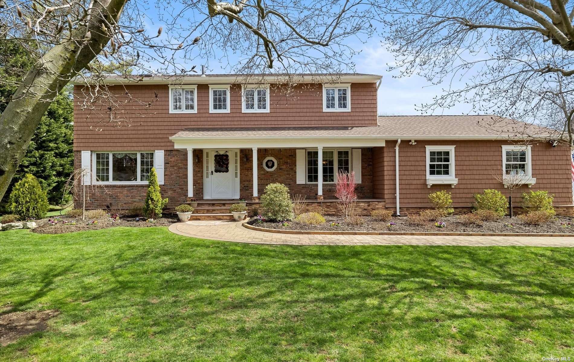 #1 photo, 228 Plainview Road, 长岛 Woodbury , NY 11797