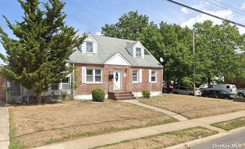 #1 photo, 88 Sobro Avenue, 长岛 Valley Stream , NY 11580