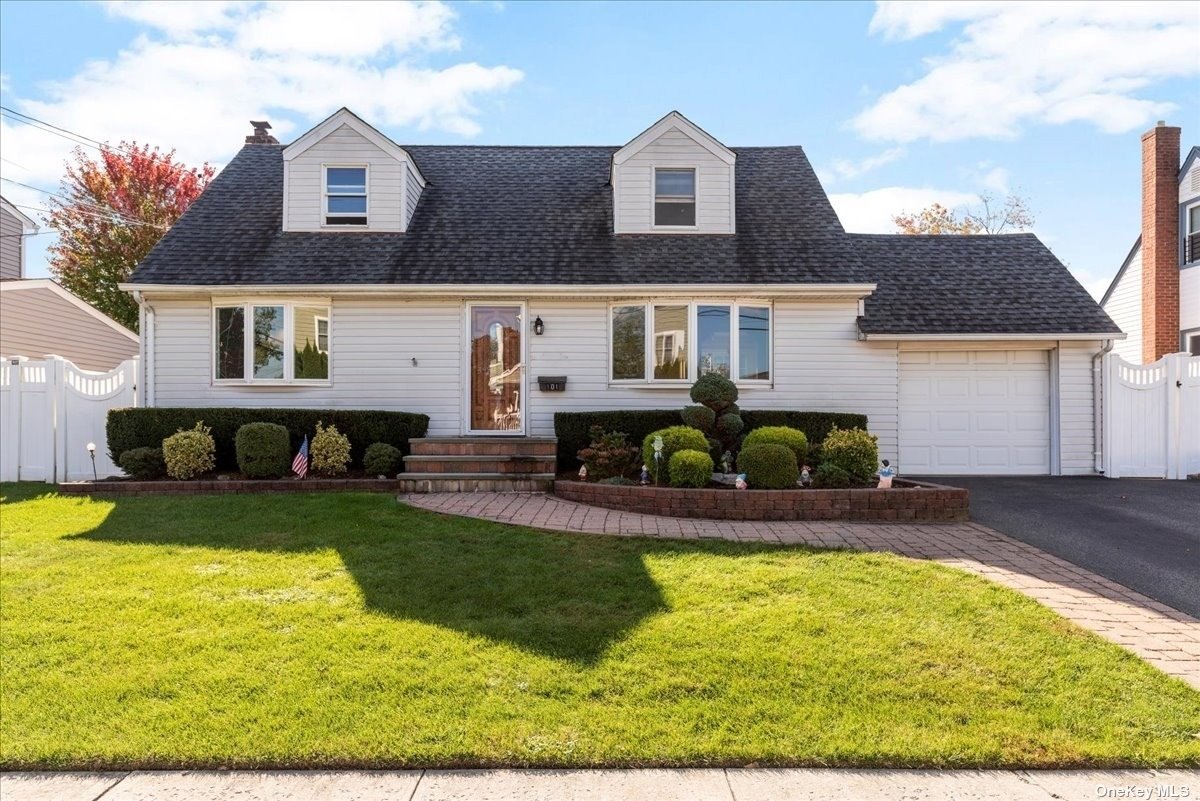 #1 photo, 101 Brenner Avenue, מחוז נסאו Bethpage , NY 11714