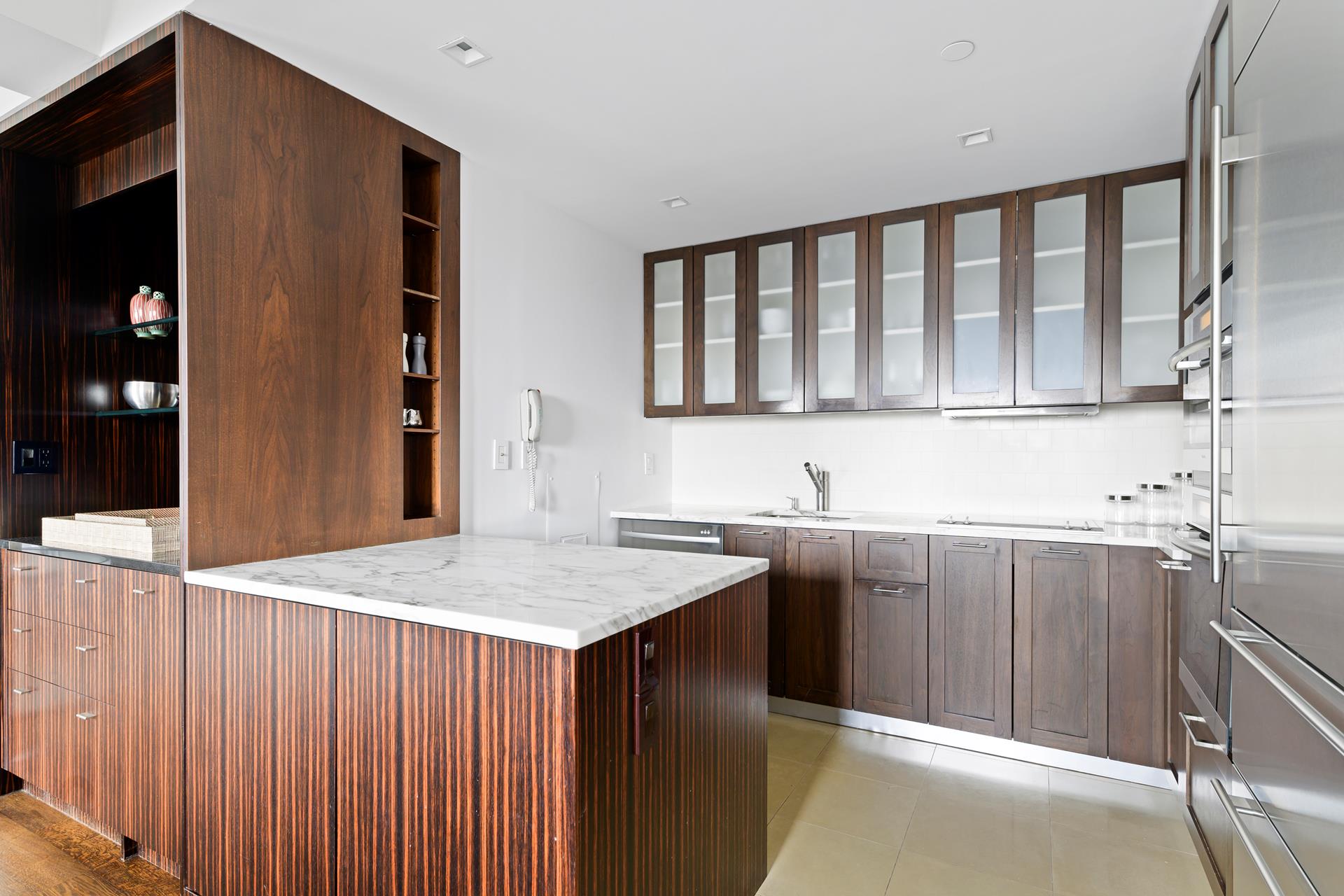 #4 photo, 160 CENTRAL Park S, マンハッタン Central Park South , NY 10019