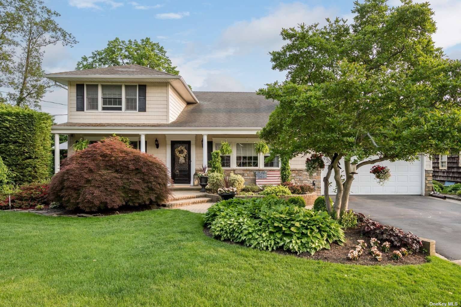 #1 photo, 10 Behnke Court, 长岛 Rockville Centre , NY 11570