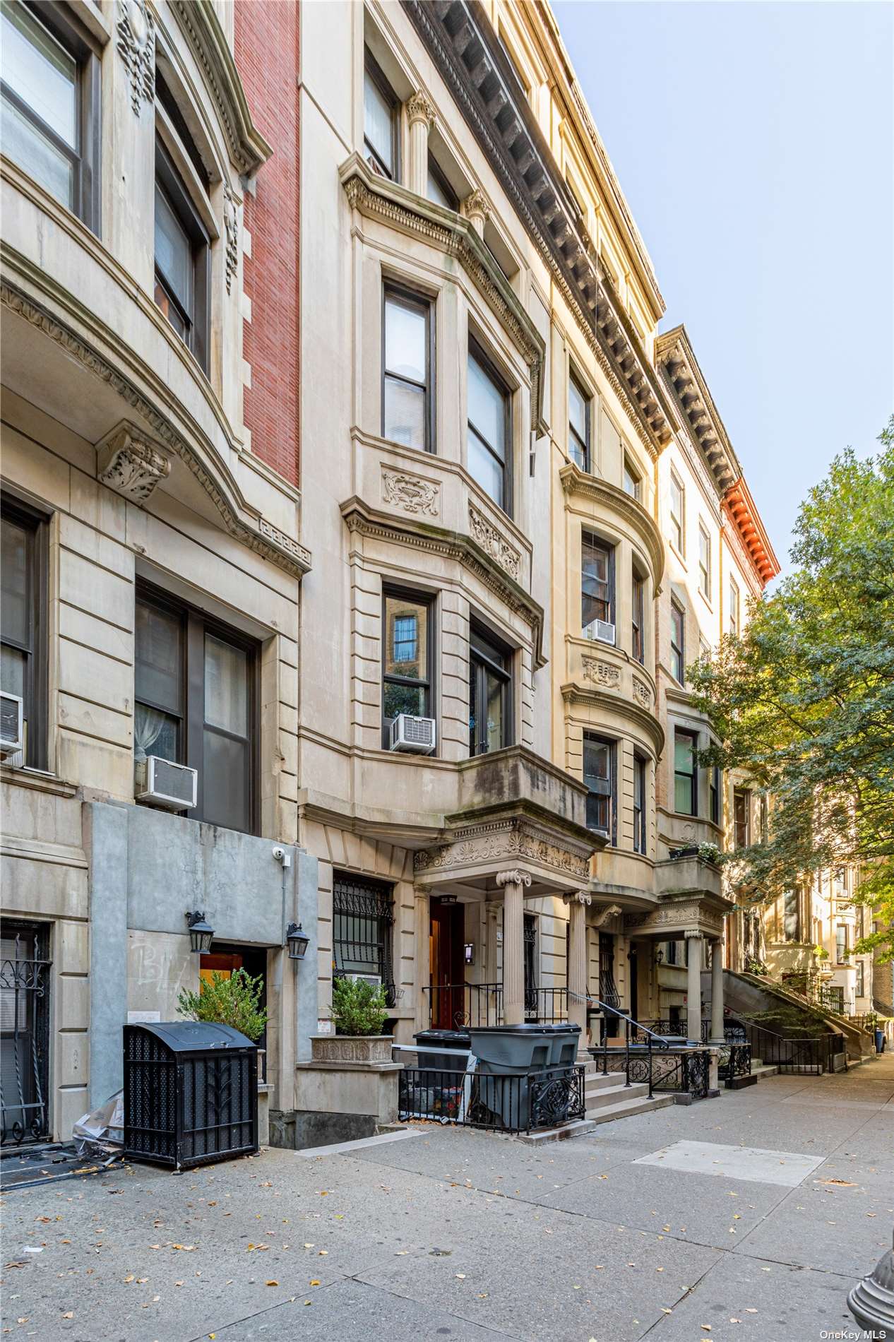 #1 photo, 341 W 87th Street, 曼哈顿 上西城 New York , NY 10024