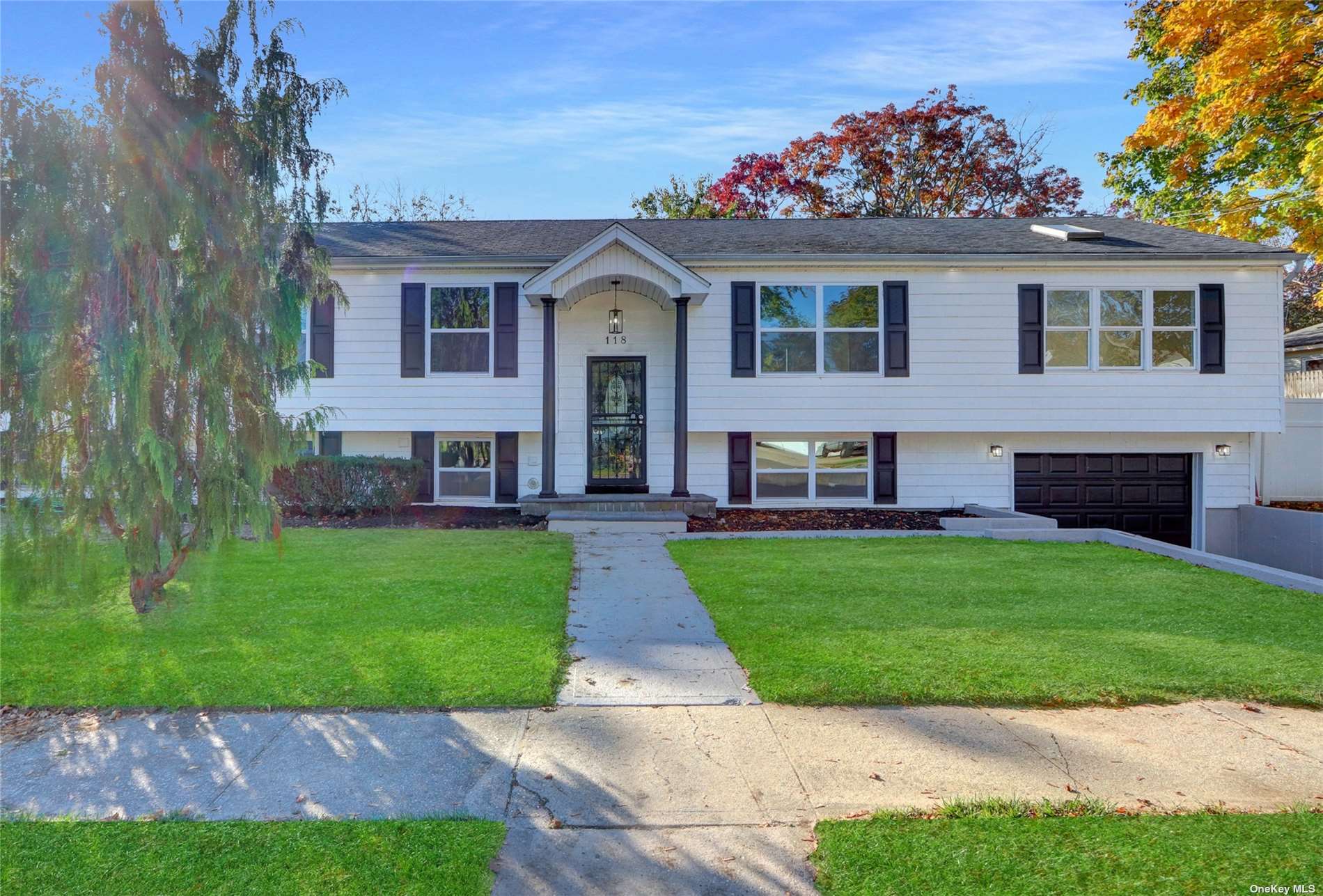 #1 photo, 118 Root Avenue, 东长岛 Central Islip , NY 11722