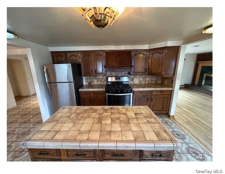 #1 photo, 20 Shafter Avenue, 长岛 Albertson , NY 11507