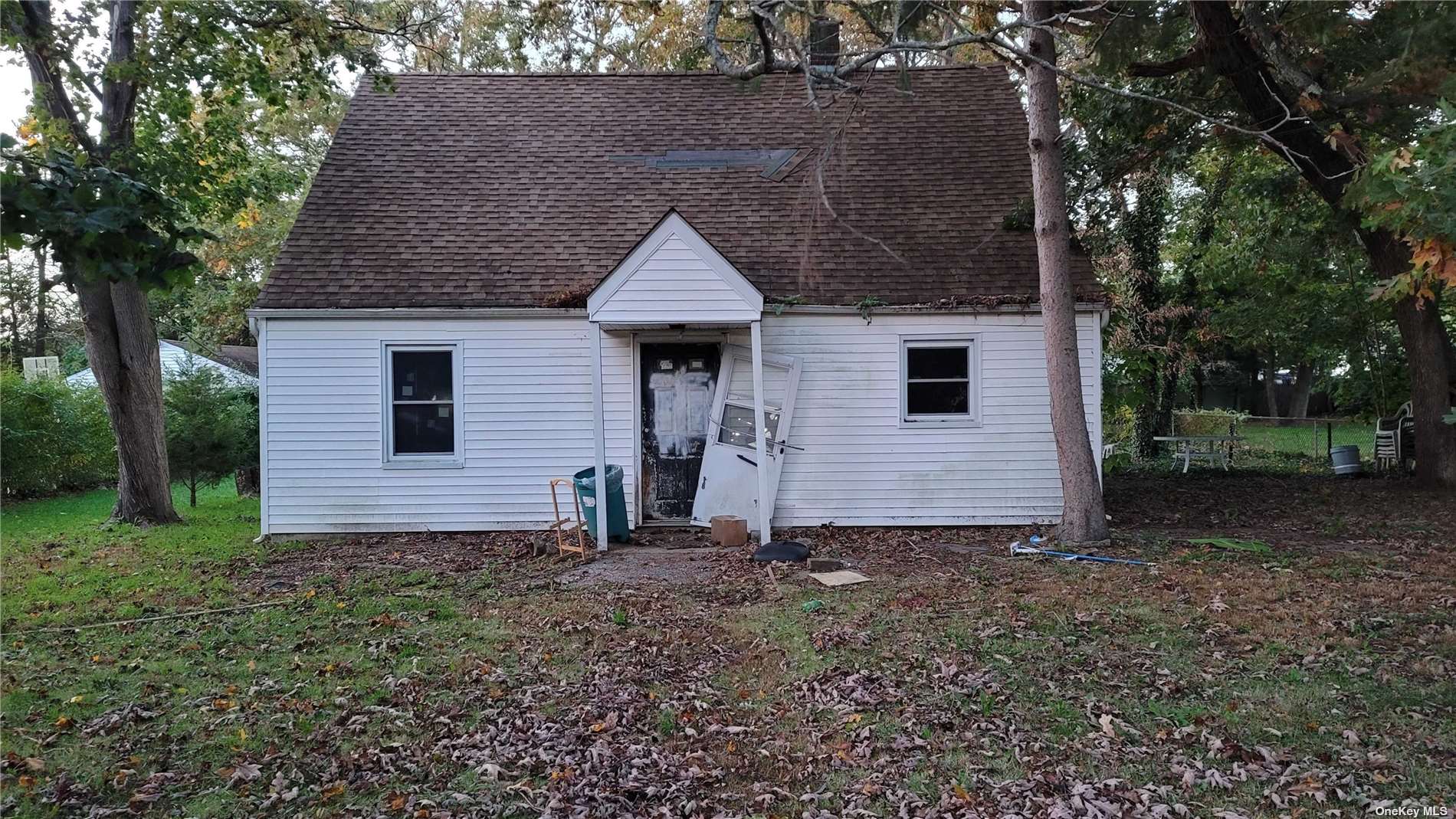 #1 photo, 9 W Halley Lane, Central Islip , NY 11722