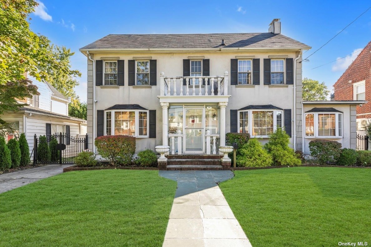 #1 photo, 35-19 162nd Street, Flushing , NY 11358