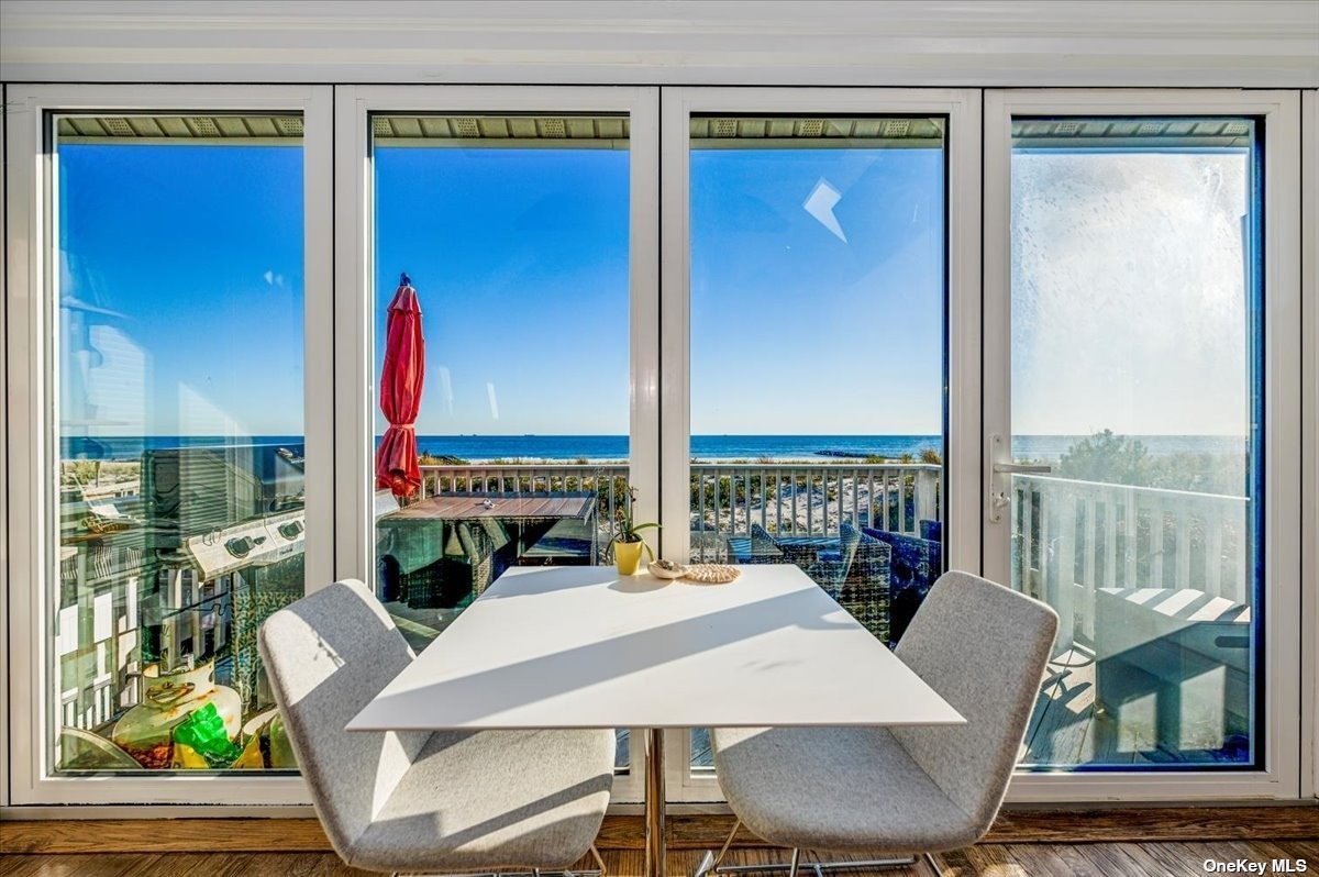 #1 photo, 833 Oceanfront, 长岛 长滩 Long Beach , NY 11561