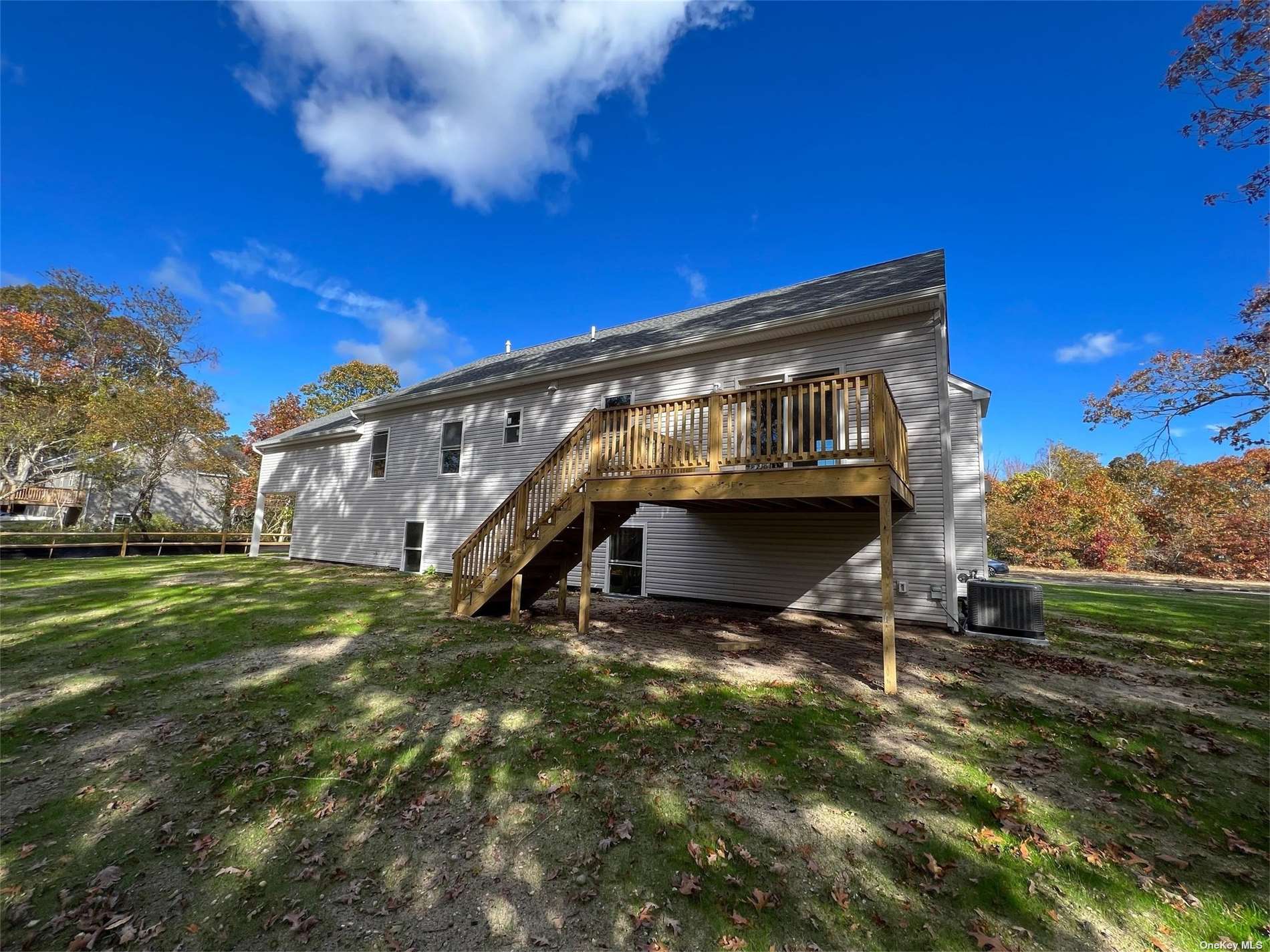 #1 photo, 77 Forest Drive, 東長島 Riverhead , NY 11901