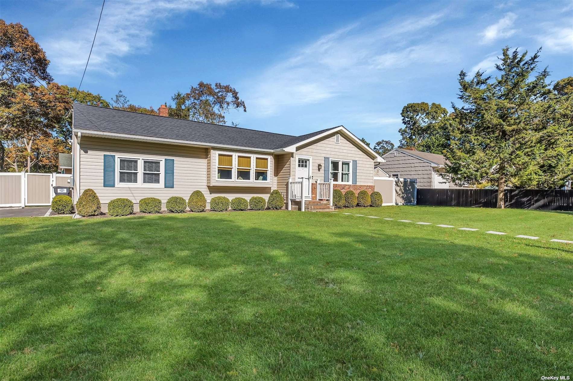 #1 photo, 22 Yale Drive, 東長島 汉普顿 Hampton Bays , NY 11946