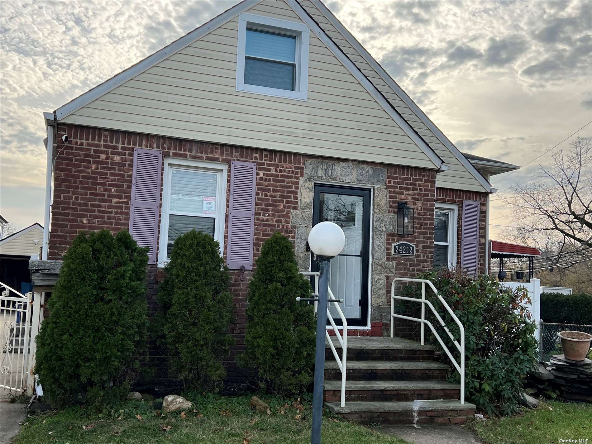 #1 photo, 242-12 130 Avenue, 皇后区 Laurelton , NY 11413