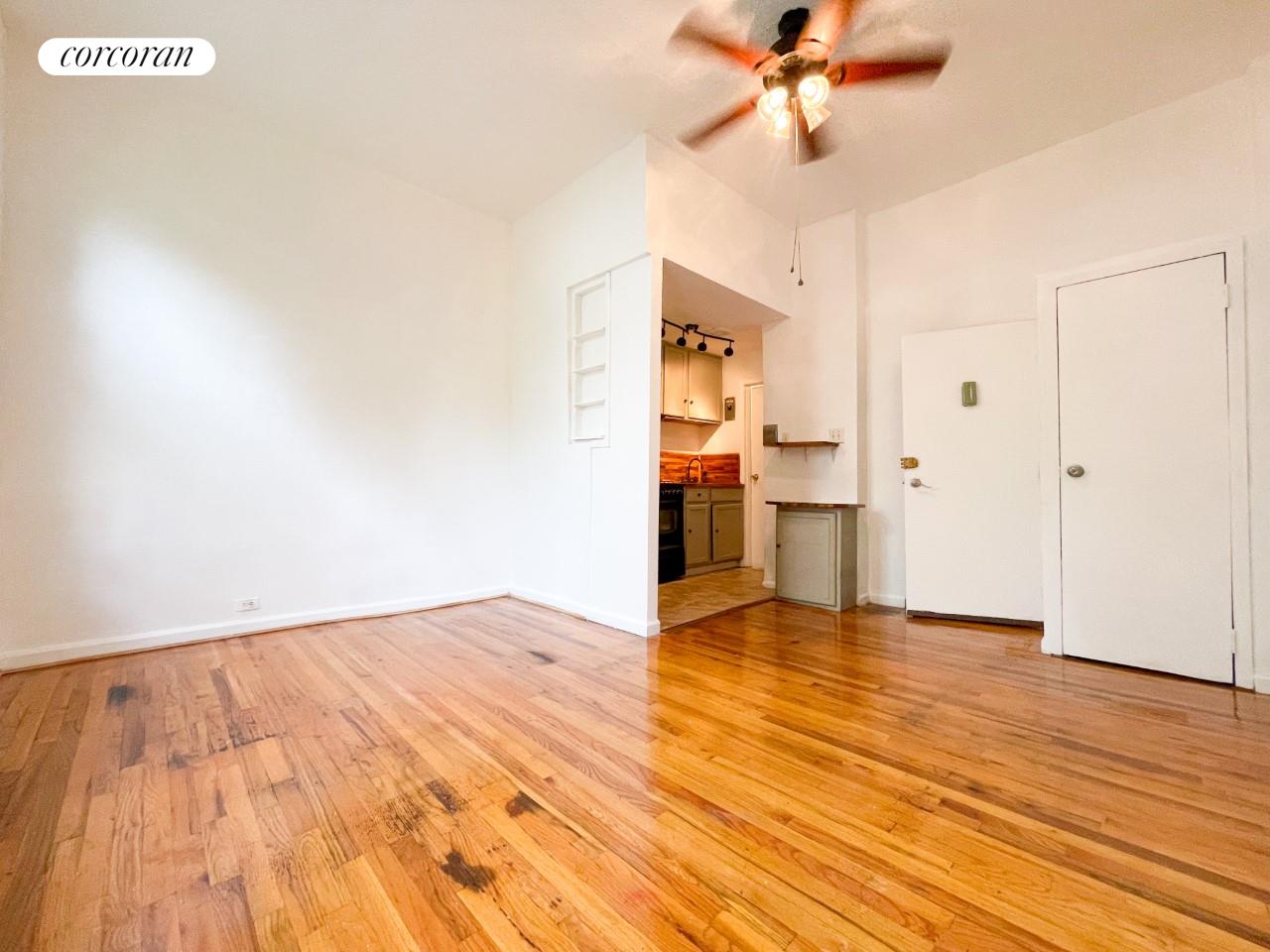 #1 photo, 633 West 142nd Street, 北曼哈顿 Hamilton Heights , NY 10031