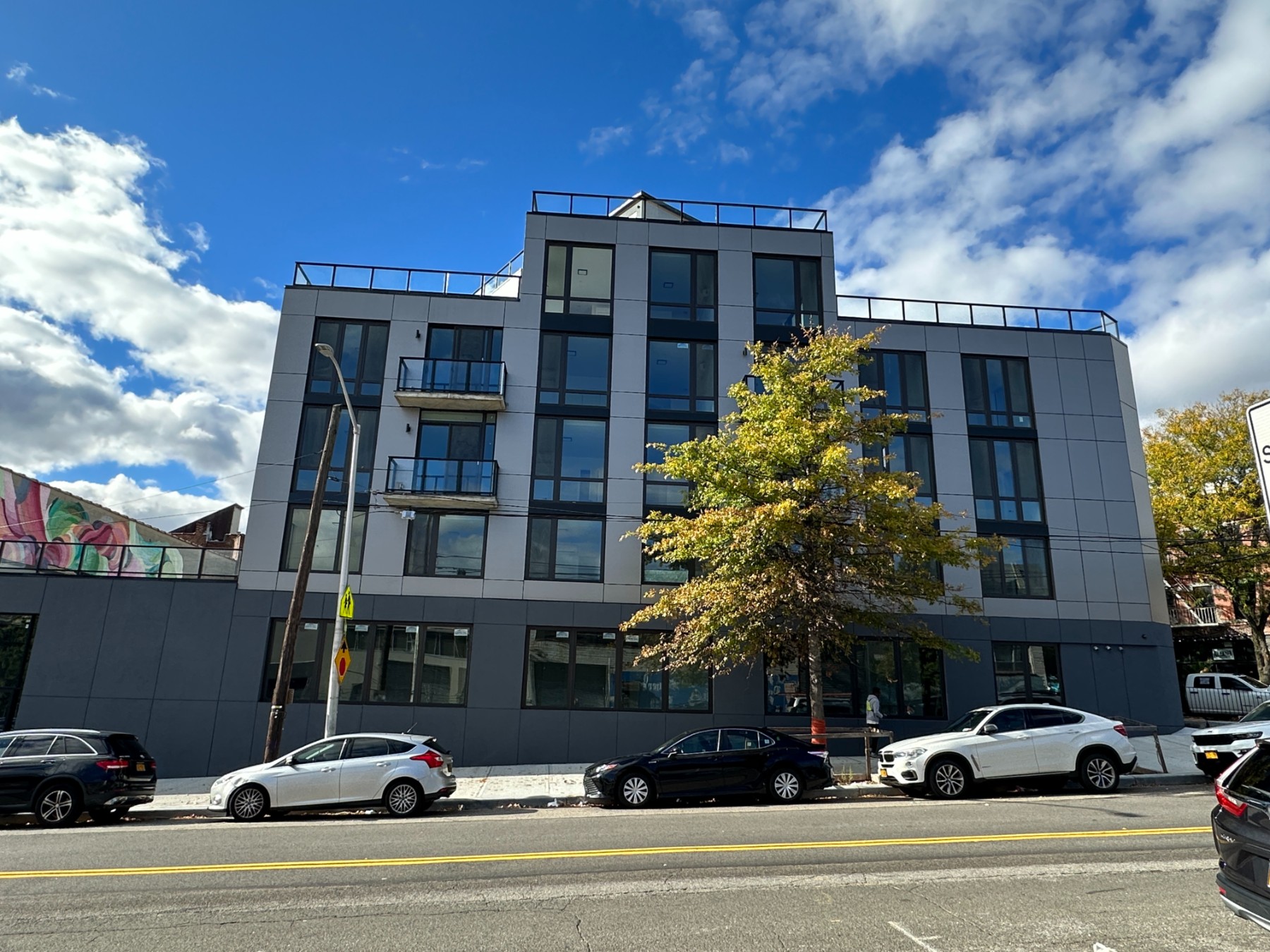 #1 photo, 12-20 Astoria Boulevard, 皇后区 阿士多利亚 Astoria , NY 11102