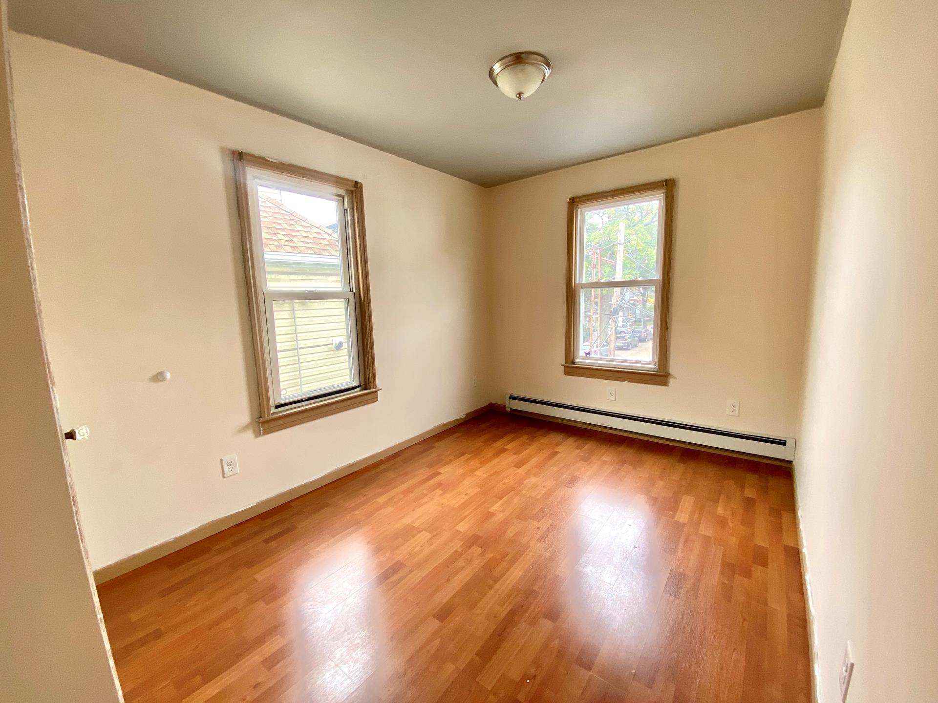 #1 photo, 88-01 51st Avenue, 皇后区 艾姆赫斯特 Elmhurst , NY 11373