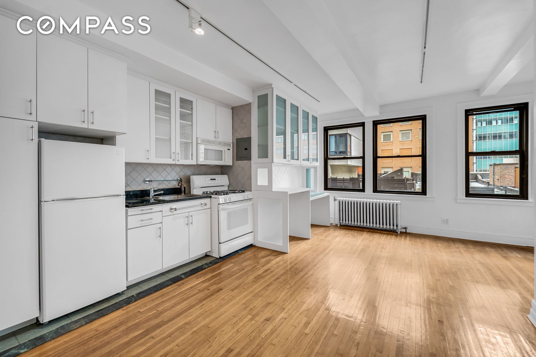 #1 photo, 457 W 57th Street, 曼哈顿 Hell's Kitchen , NY 10019