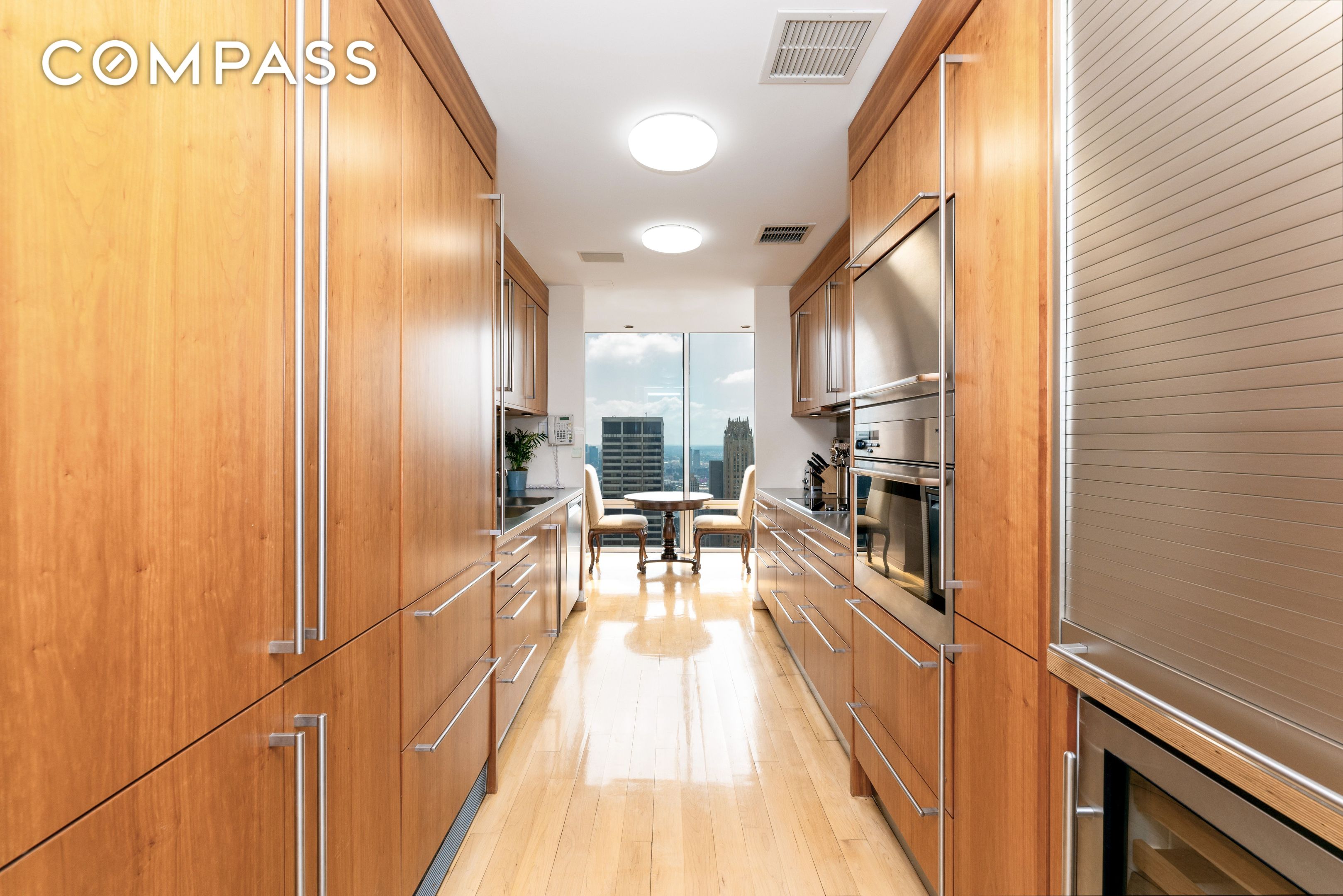 #15 photo, 641 5th Avenue, マンハッタン Midtown East , NY 10022