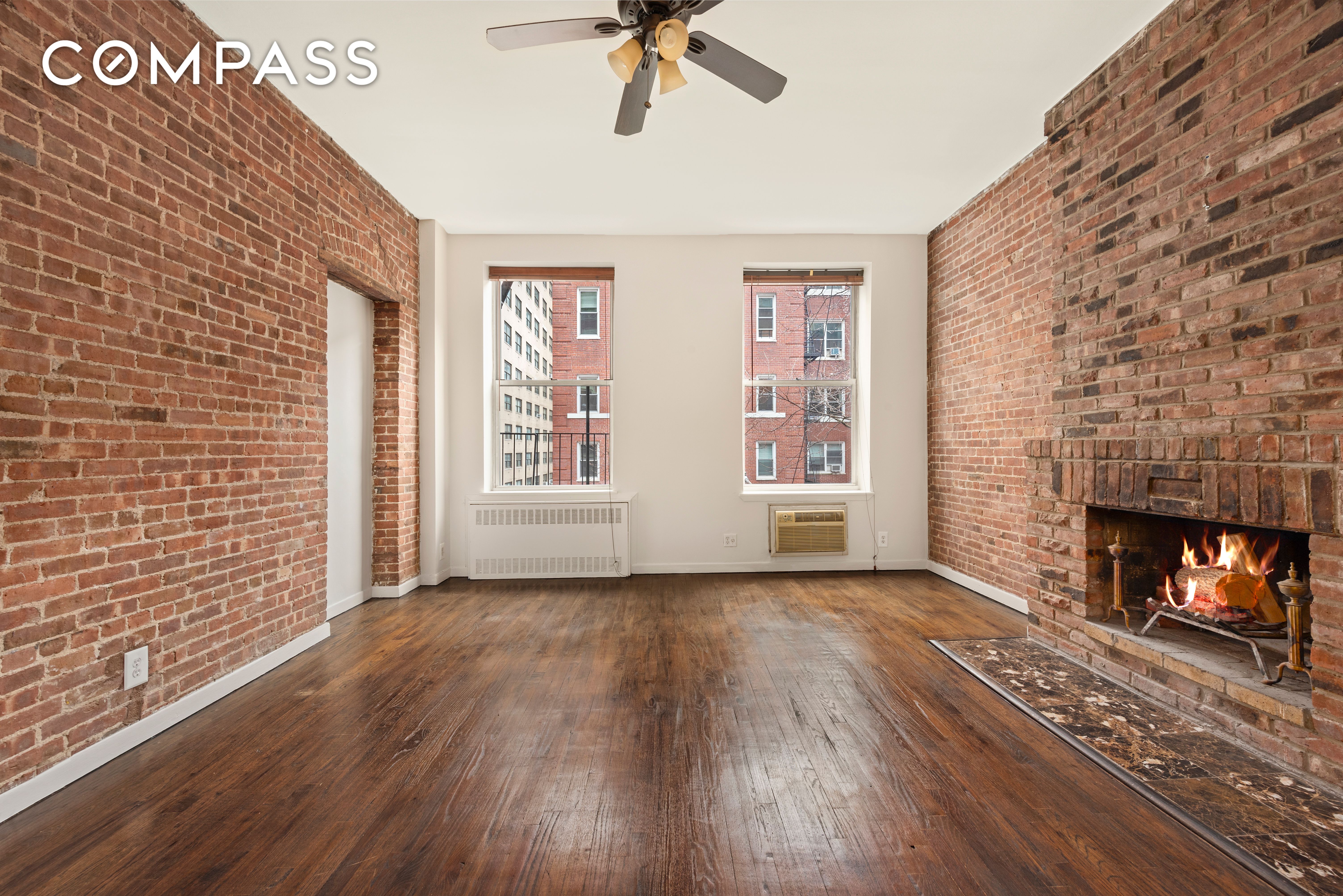 #1 photo, 305 W 55th Street 2A, 曼哈顿 中城西区 Hell's Kitchen , NY 10019