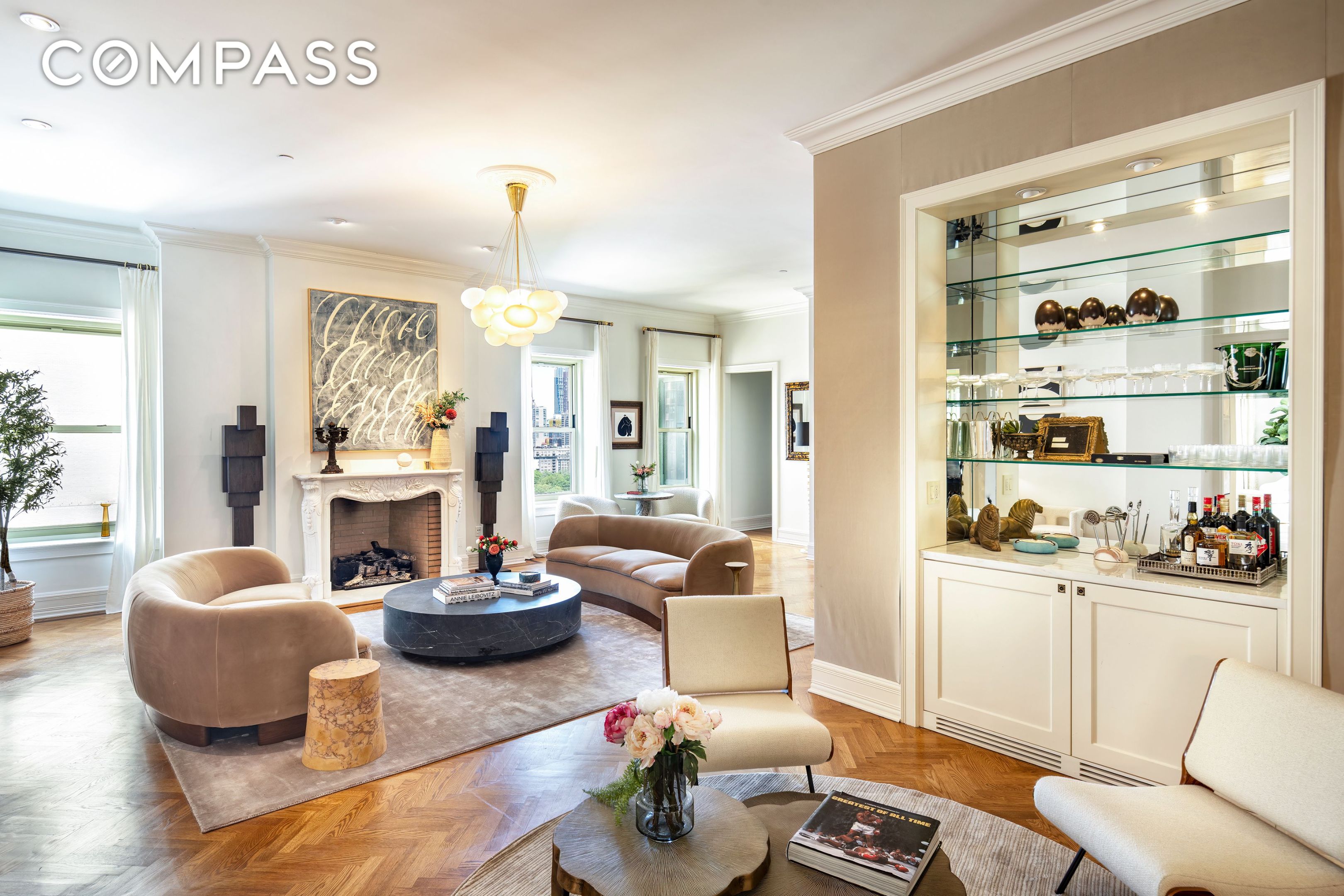 #10 photo, 1 Central Park S, マンハッタン Central Park South , NY 10019