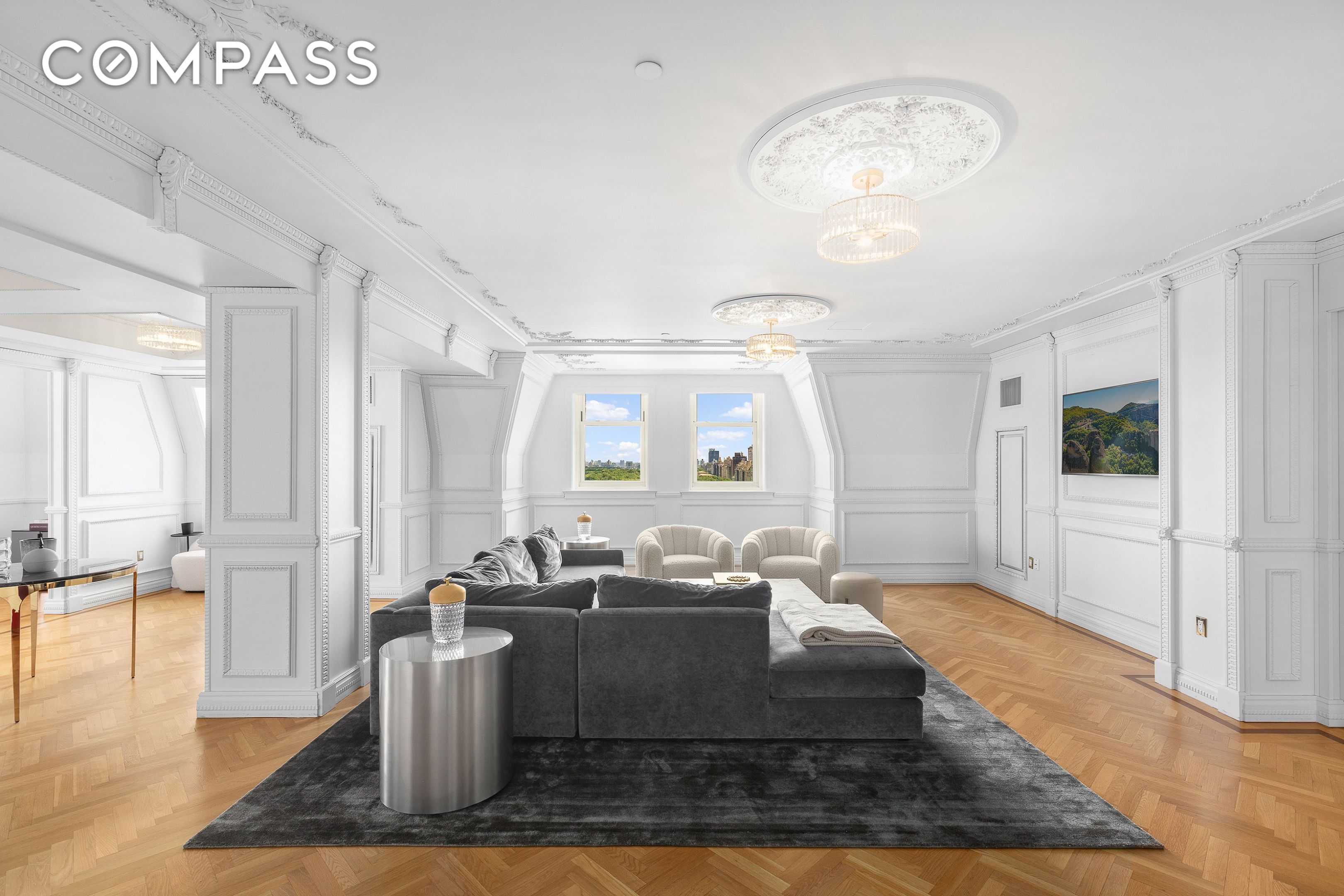 #16 photo, 1 Central Park S, マンハッタン Central Park South , NY 10019