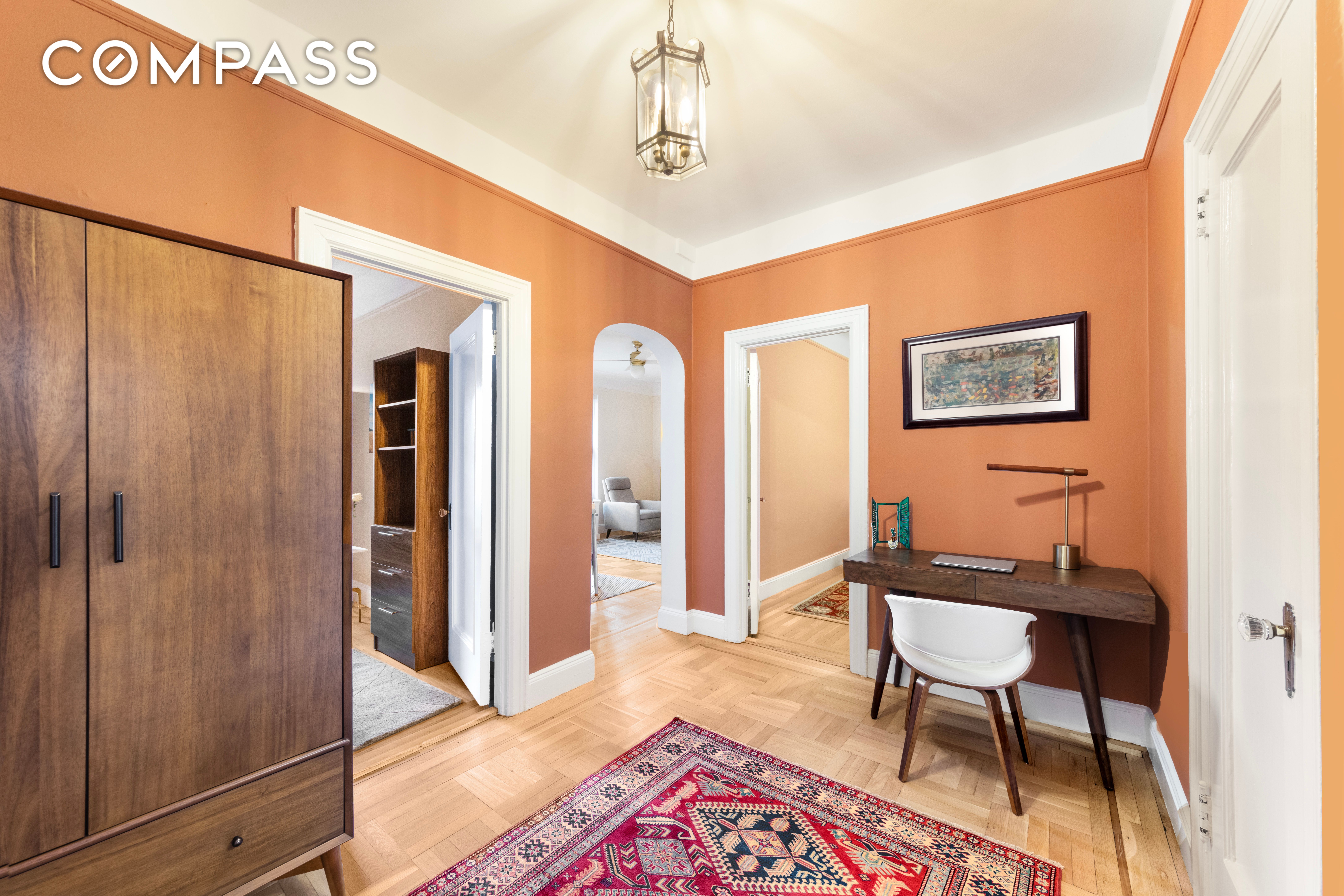 #1 photo, 318 W 100th Street, 曼哈顿 上西城 Upper West Side , NY 10025