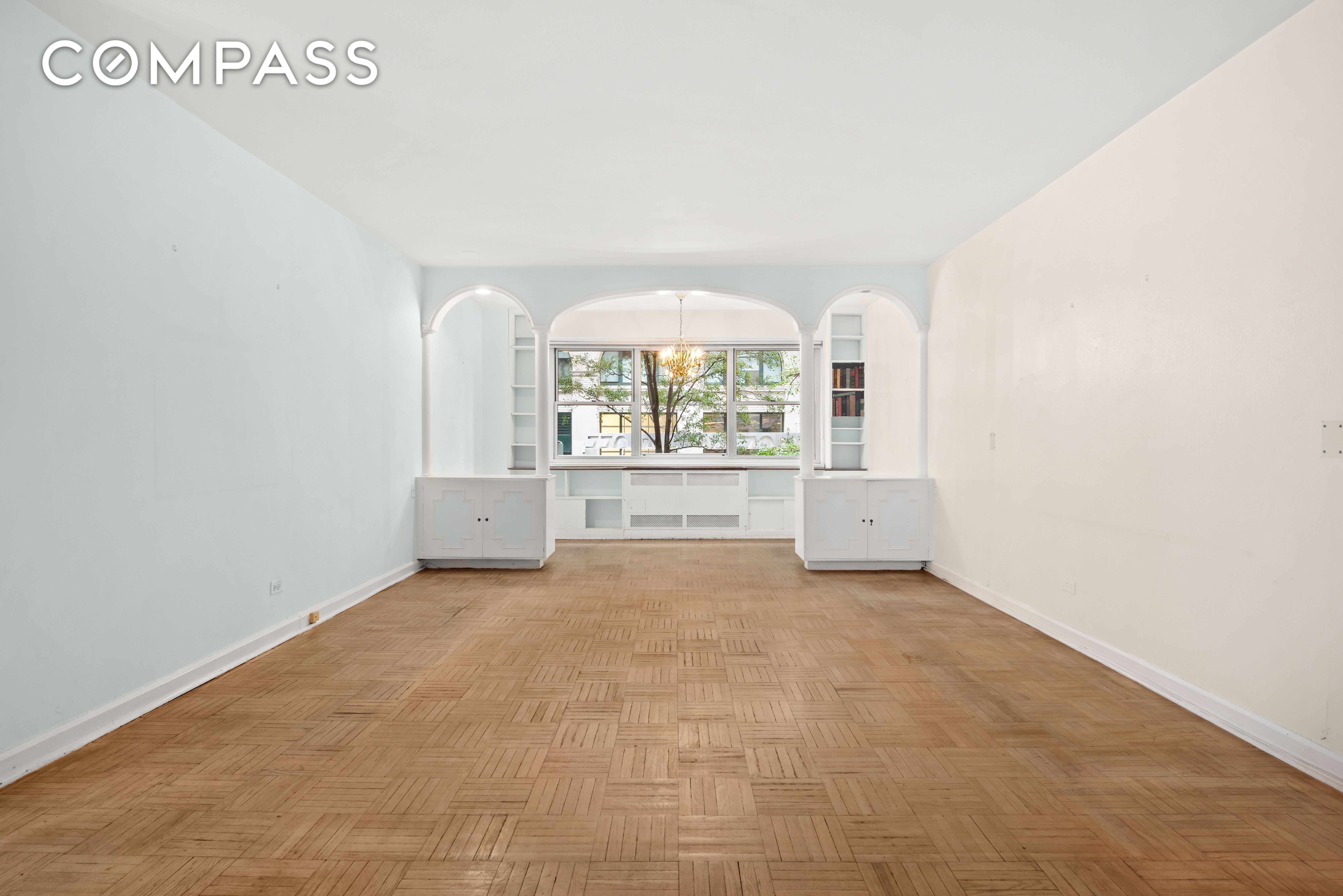 #1 photo, 70 E 10th Street, 曼哈顿 格林威治村 Greenwich Village , NY 10003