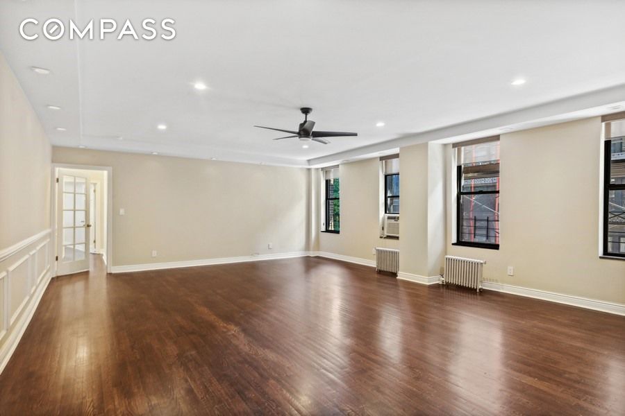 #1 photo, 725 Riverside Drive, 北曼哈顿 Hamilton Heights , NY 10031