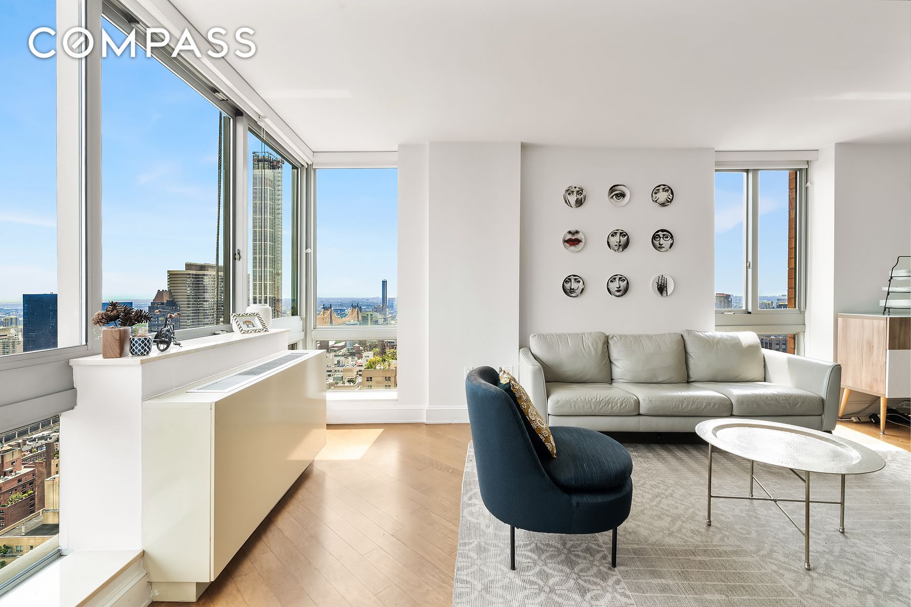 #1 photo, 235 E 55th Street, 曼哈顿 中城东区 Midtown East , NY 10022