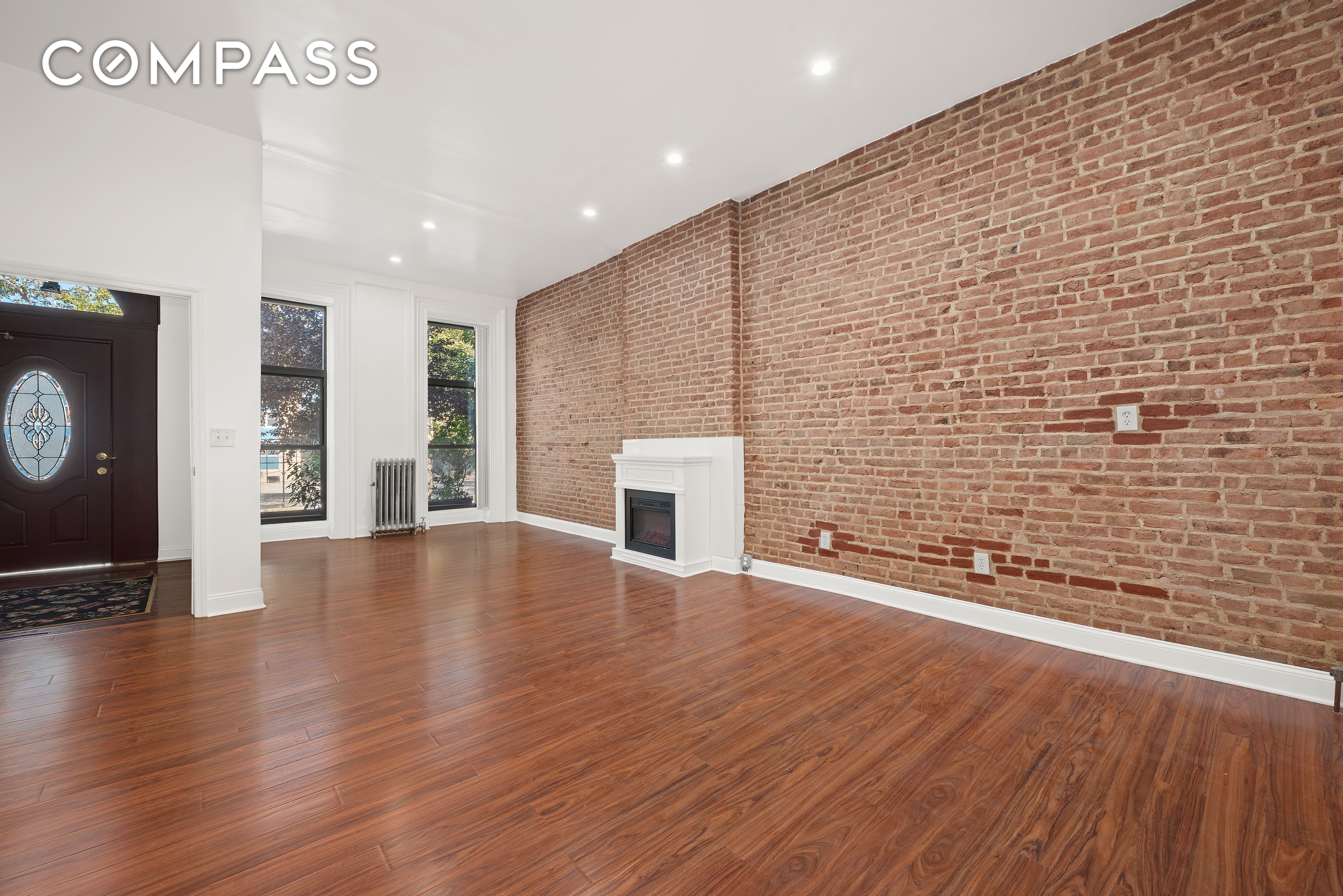 #1 photo, 654 Lafayette Avenue, 布鲁克林 Bedford-Stuyvesant , NY 11216