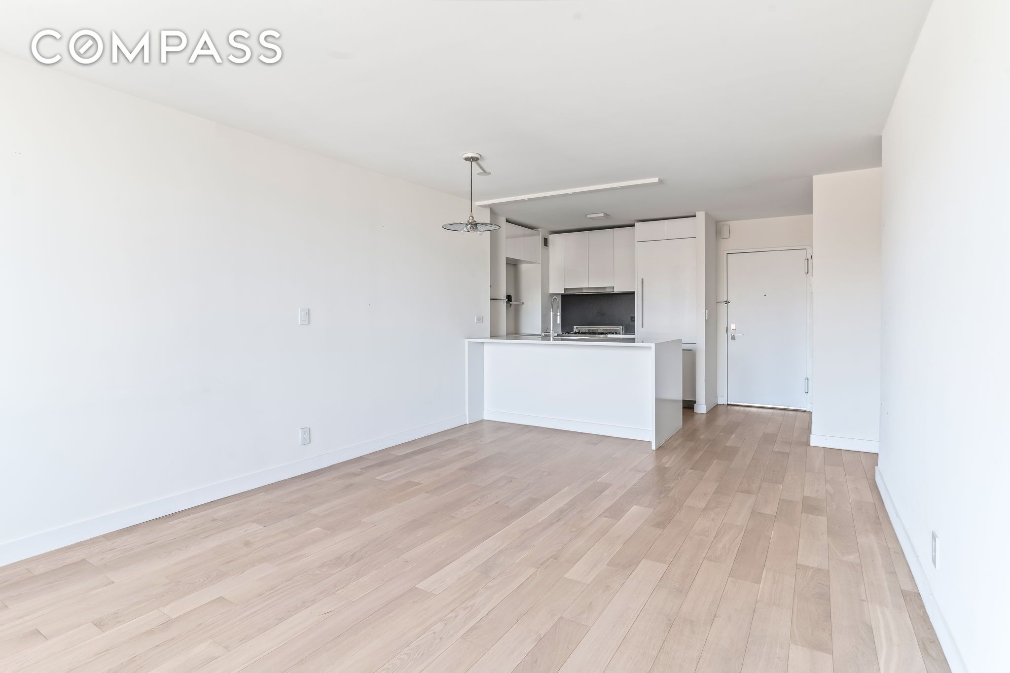 #1 photo, 301 W 53rd Street, 曼哈顿 中城西区 Hell's Kitchen , NY 10019