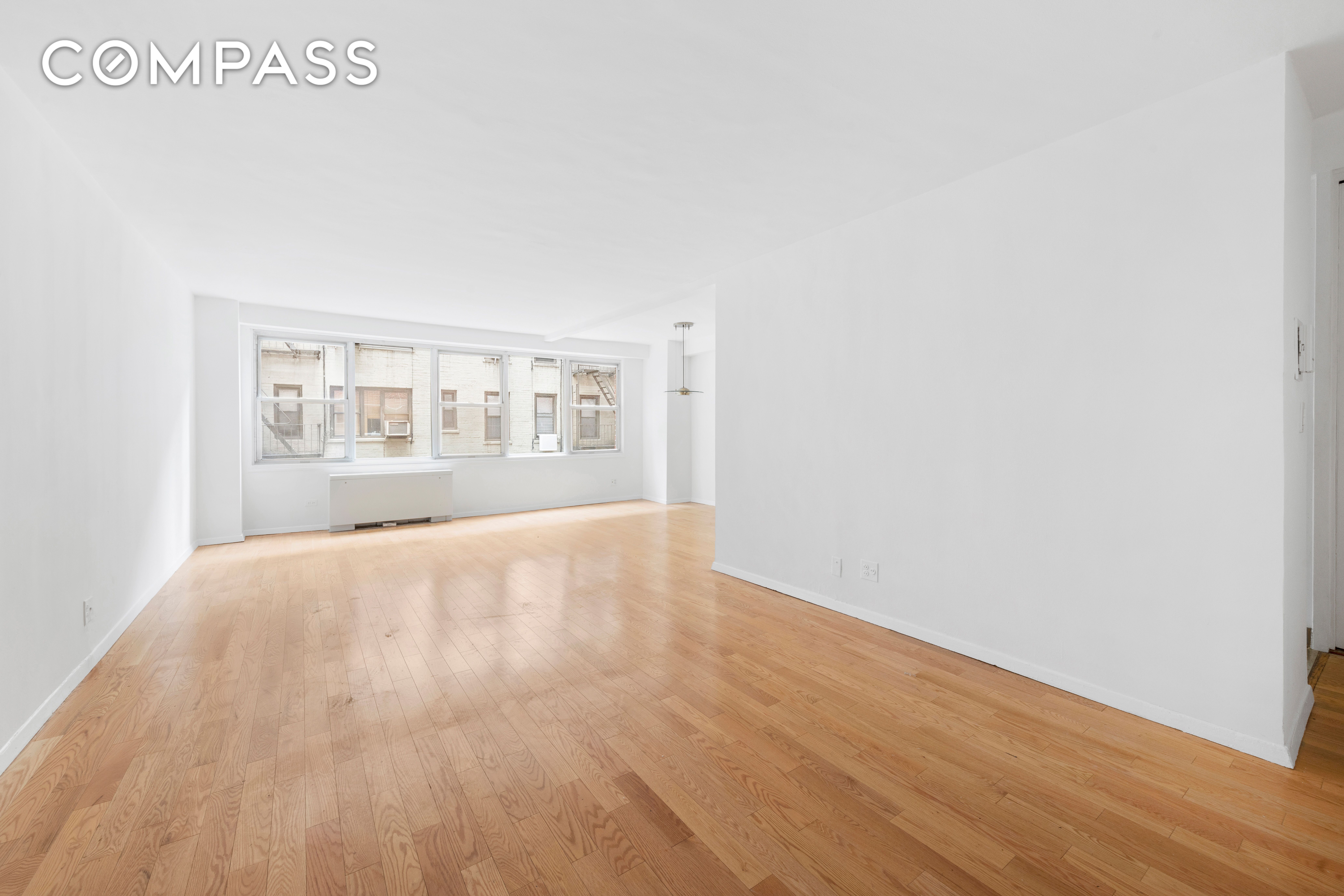 #1 photo, 363 E 76th Street, 曼哈顿 上东城 Upper East Side , NY 10021