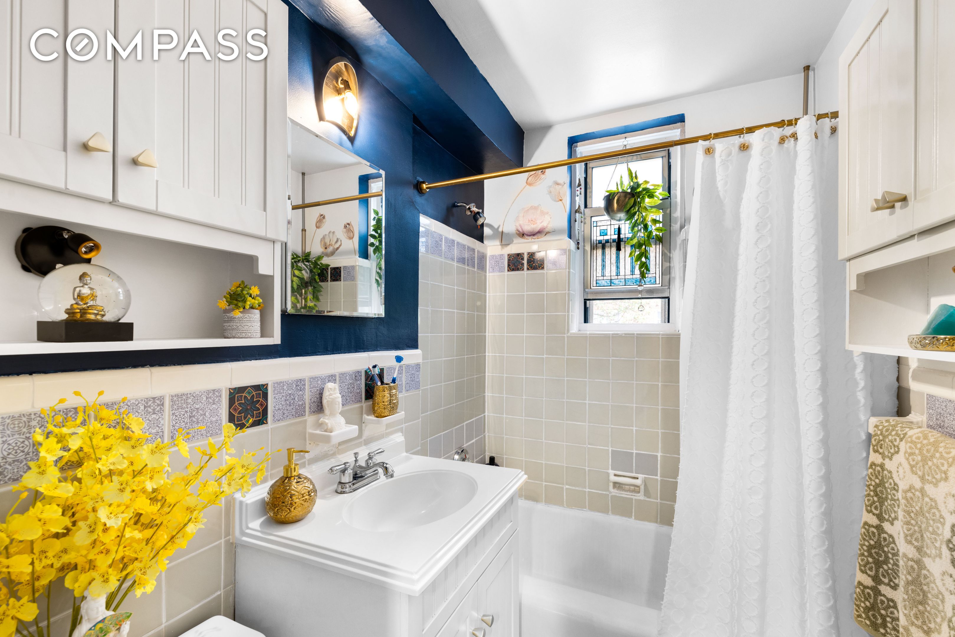 #5 photo, 5635 Netherland Avenue, North Riverdale , NY 10471