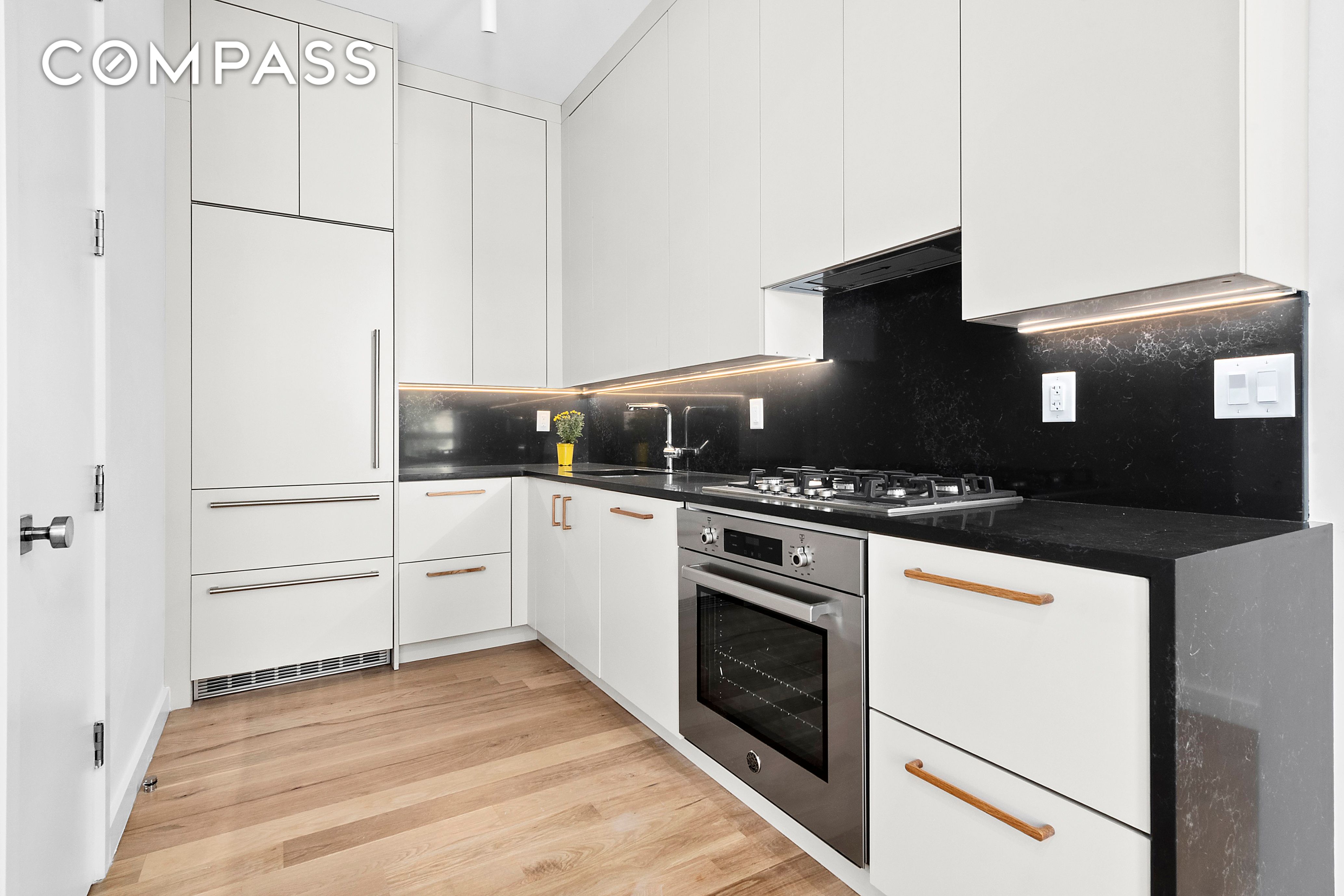 #1 photo, 923 Bushwick Avenue, 布什维克 Bushwick , NY 11221