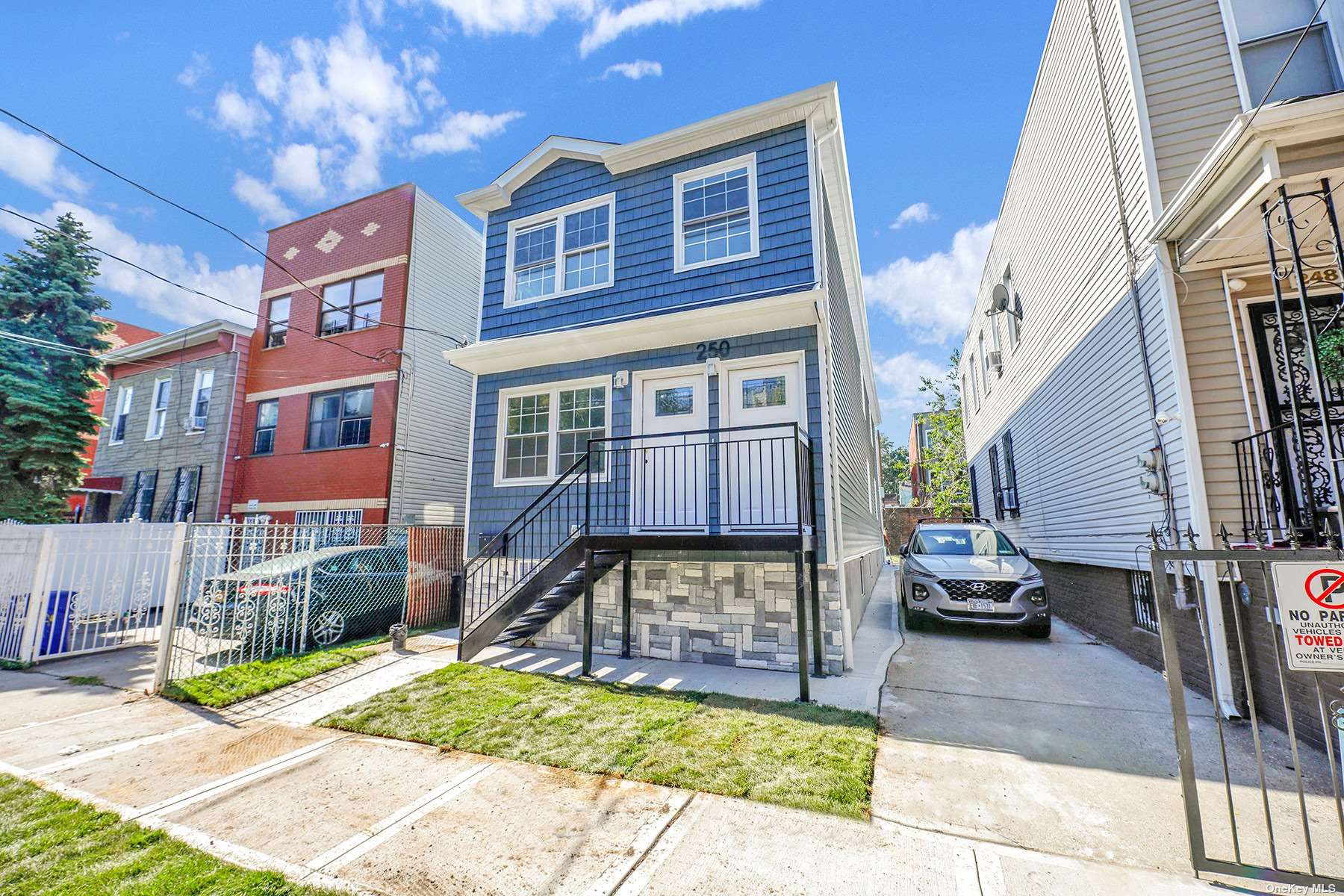 #1 photo, 250 Wyona Street, 布鲁克林 Brooklyn , NY 11207