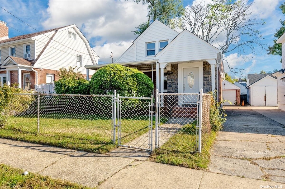 #1 photo, 23 Garfield, 长岛 Hempstead , NY 11550